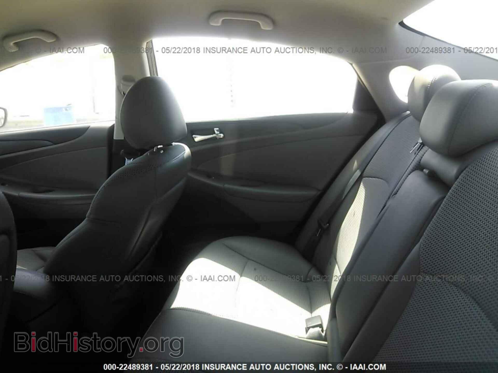 2012 Hyundai Sonata - VIN: 5NPEC4AB2CH446081 - Фото 8
