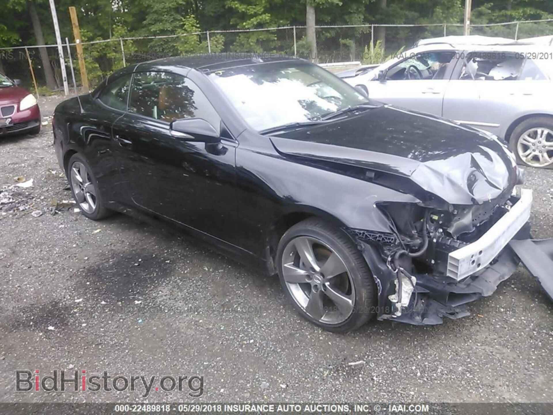Photo JTHFF2C21B2517704 - Lexus Is 2011