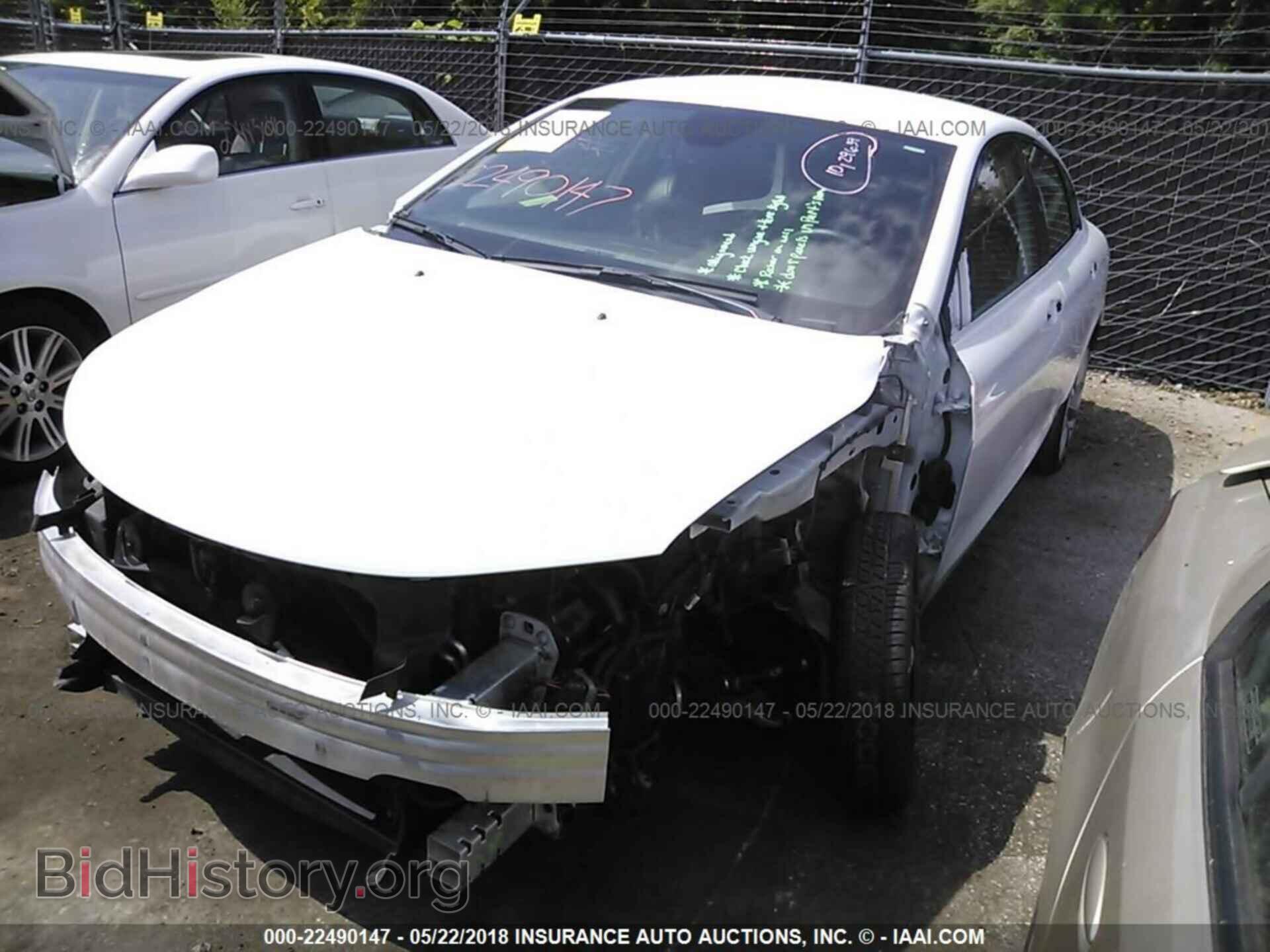 2015 Chrysler 200 - VIN: 1C3CCCBB6FN730936 - Photo 2