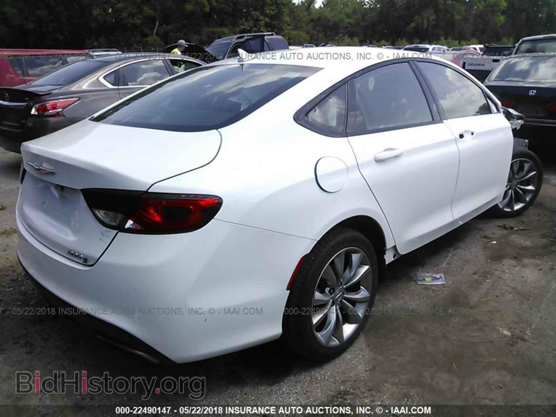 2015 Chrysler 200 - VIN: 1C3CCCBB6FN730936 - Photo 4
