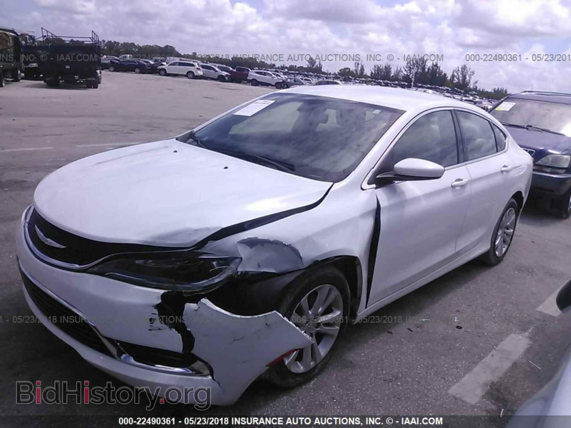 2015 Chrysler 200 - VIN: 1C3CCCAB4FN692625 - Фото 2