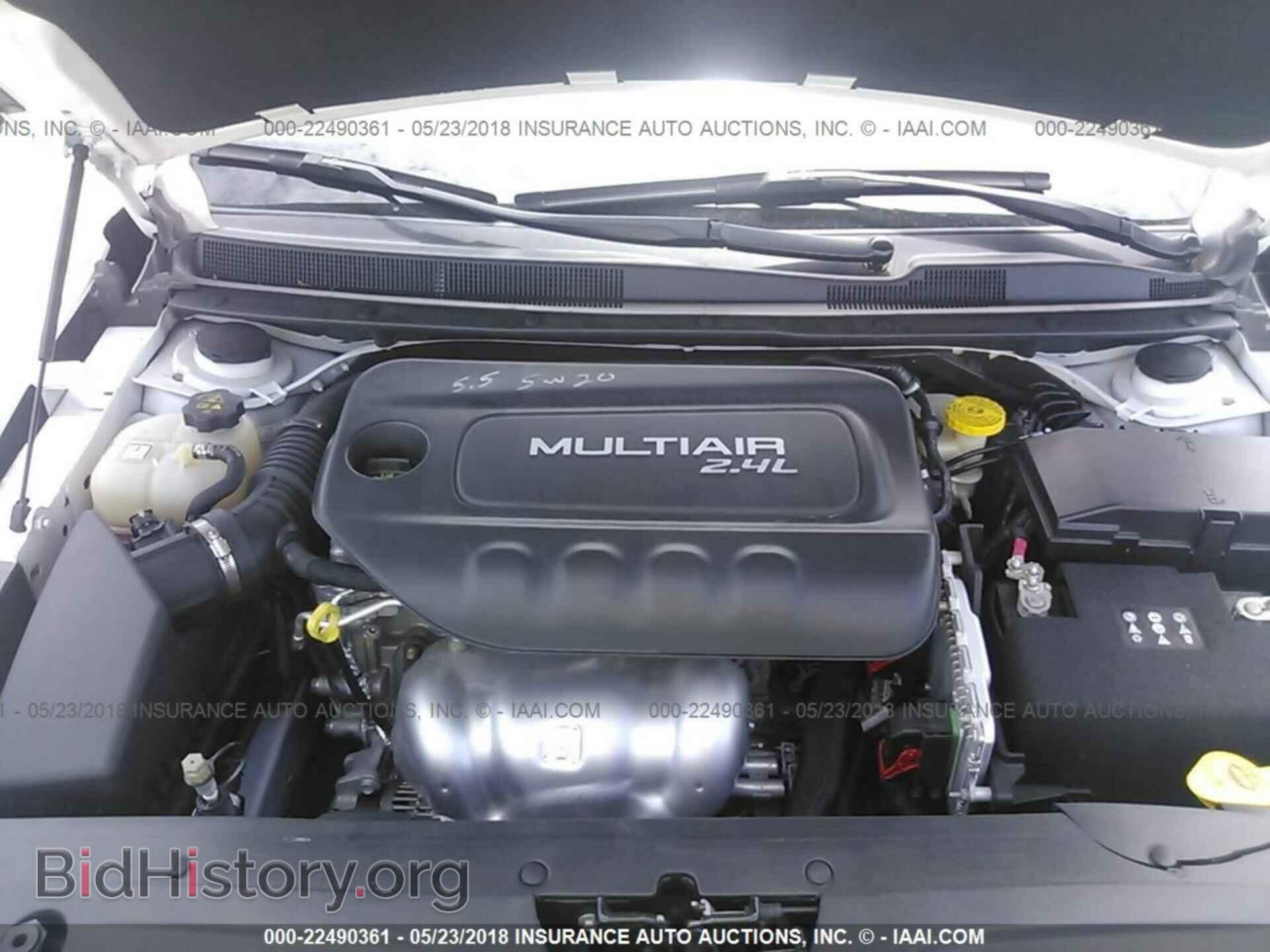 2015 Chrysler 200 - VIN: 1C3CCCAB4FN692625 - Фото 10