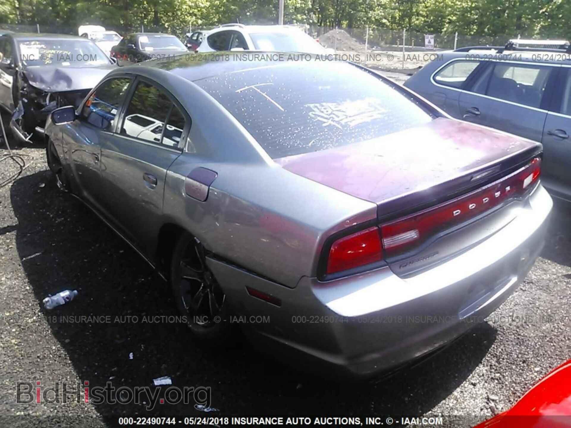 2011 Dodge Charger - VIN: 2B3CL3CG8BH576935 - Фото 3