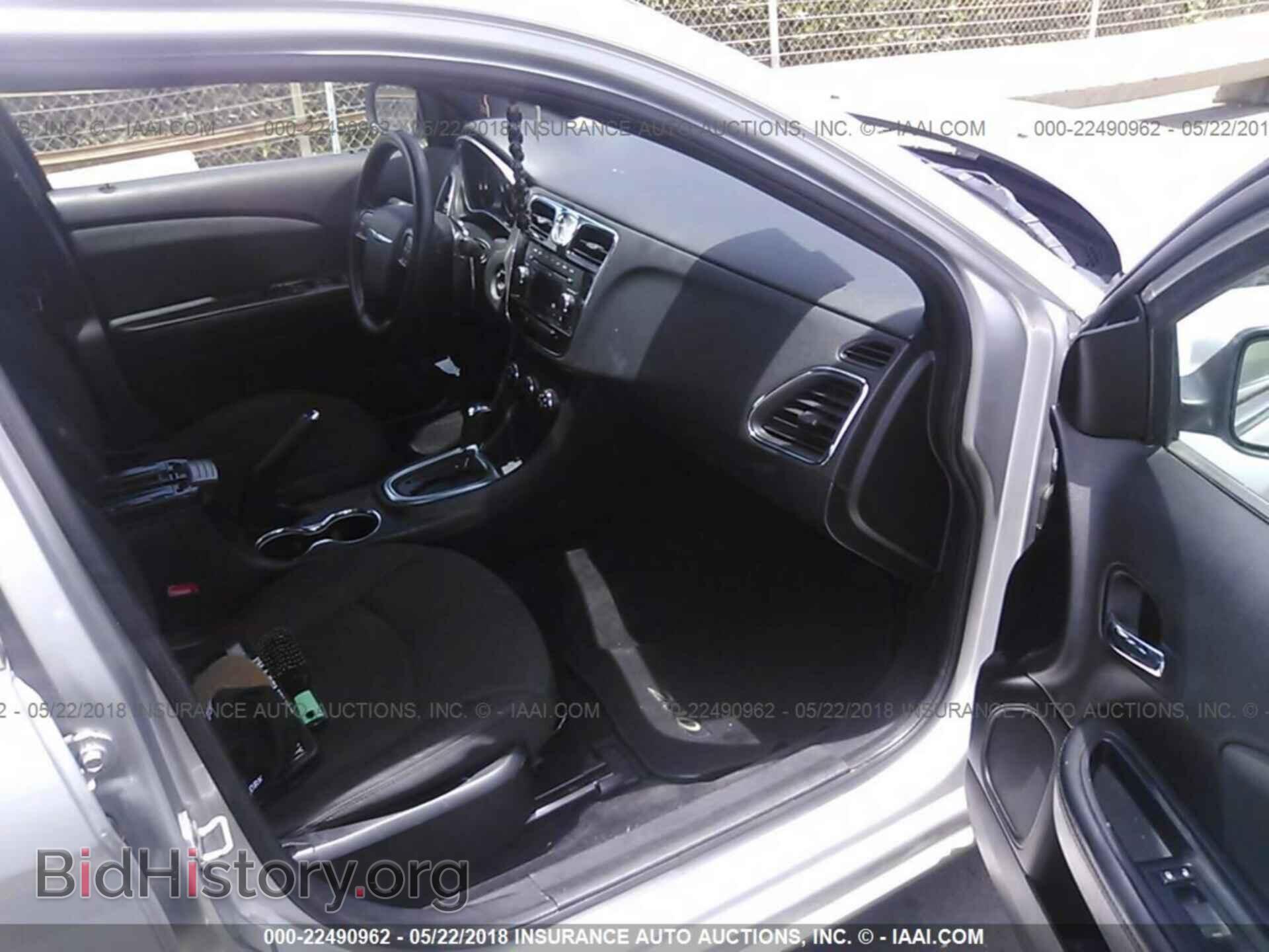 2011 Chrysler 200 - VIN: 1C3BC4FB6BN566898 - Фото 5