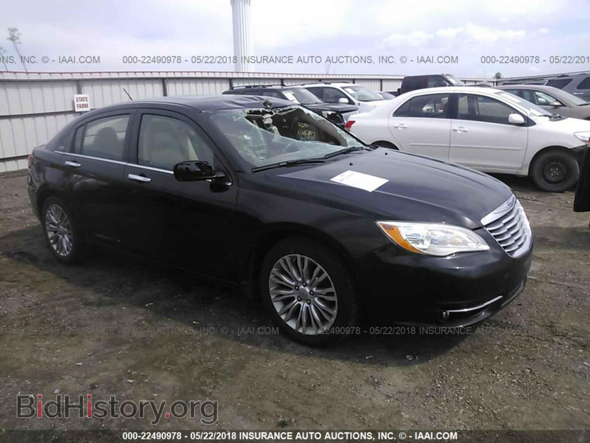 Photo 1C3CCBCG9DN676629 - Chrysler 200 2013