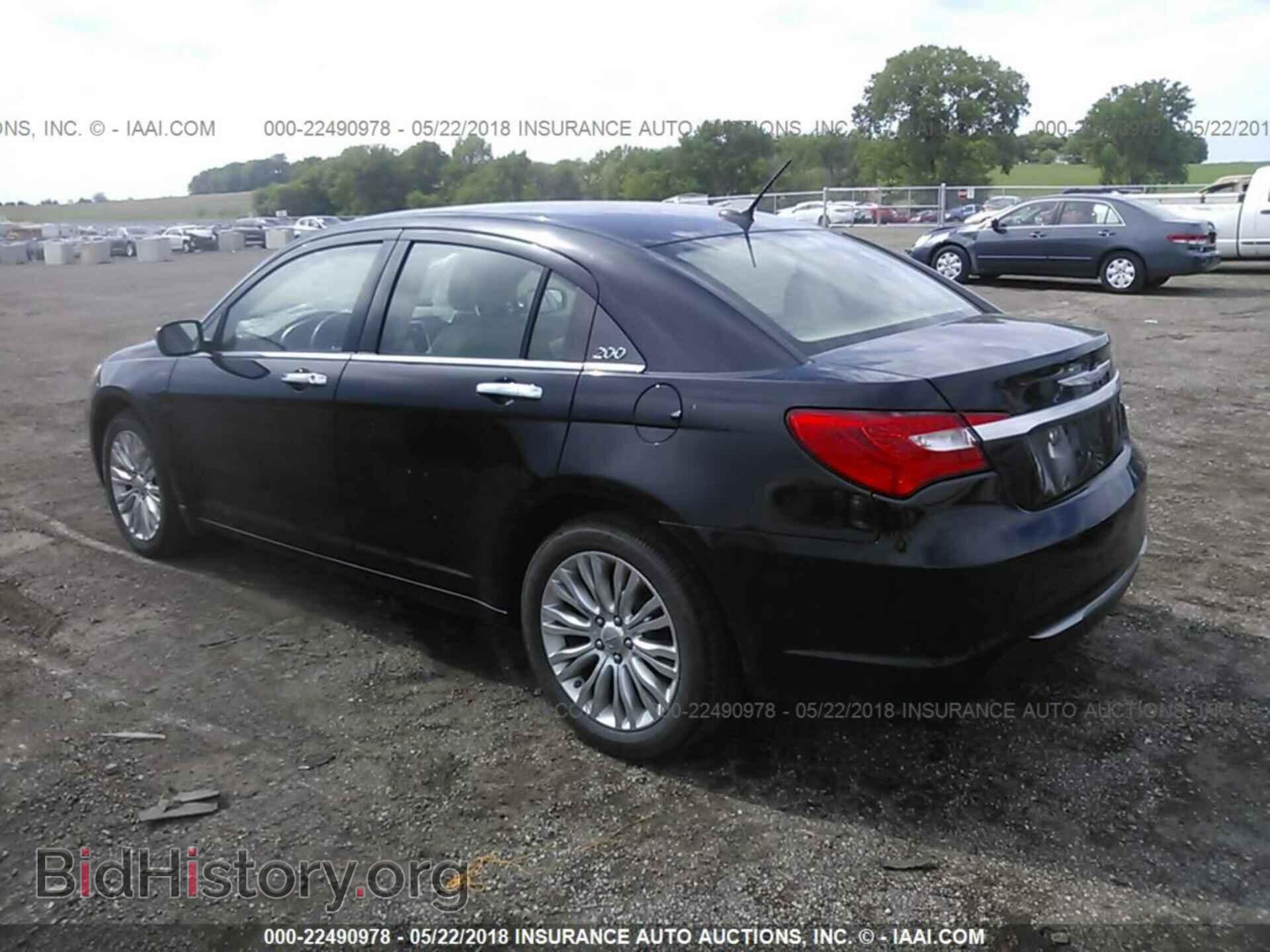 2013 Chrysler 200 - VIN: 1C3CCBCG9DN676629 - Фото 3