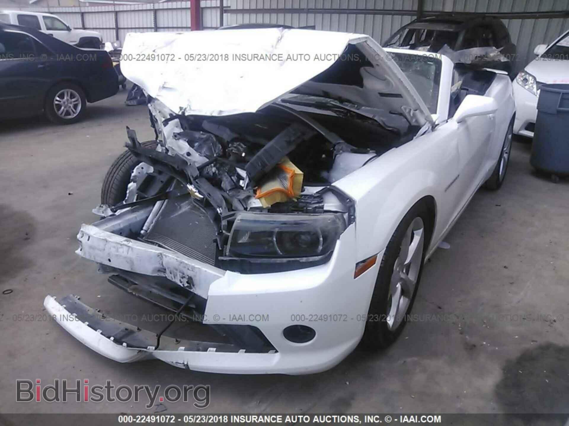 2015 Chevrolet Camaro - VIN: 2G1FF3D33F9178104 - Photo 2