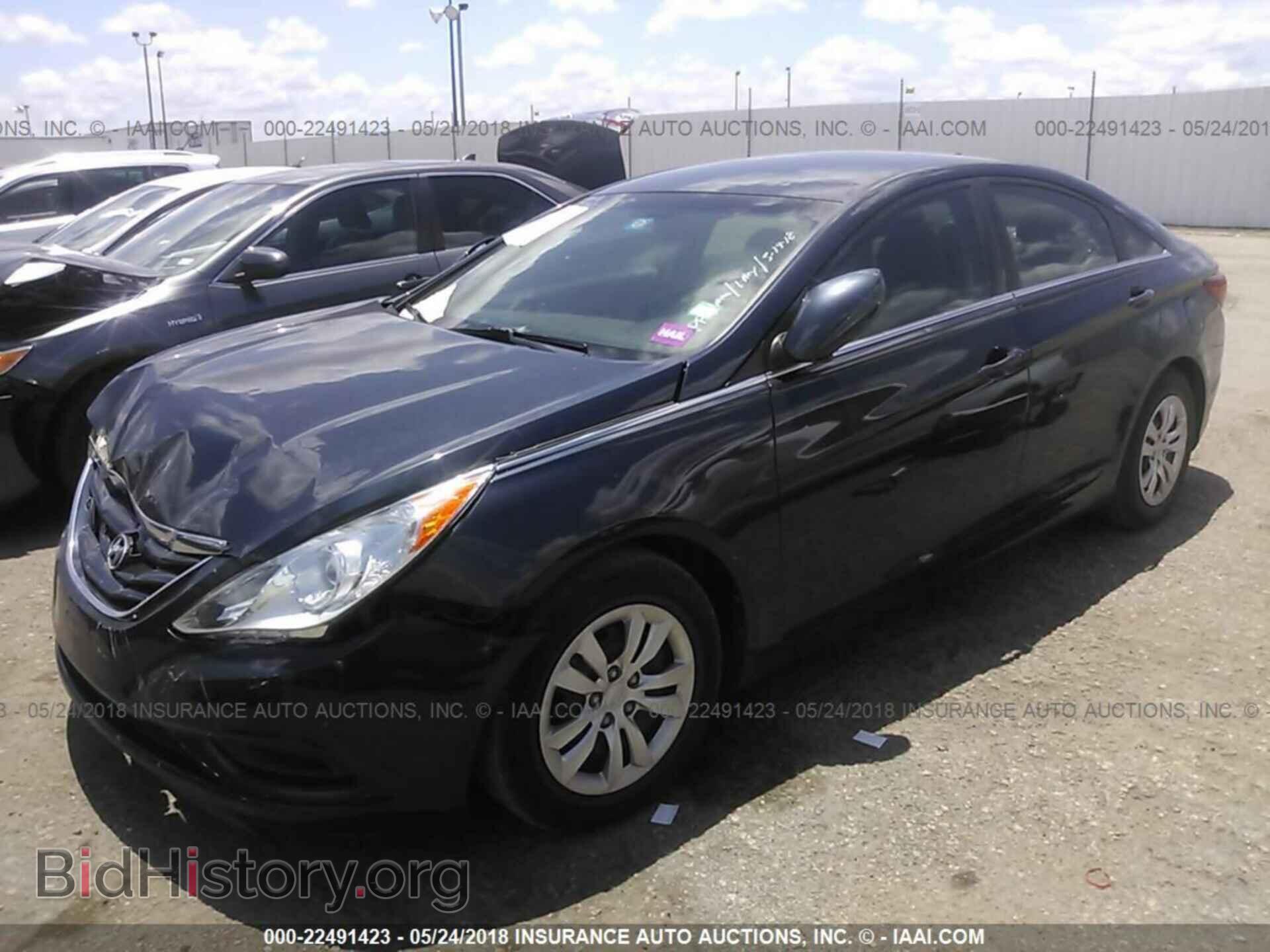 2012 Hyundai Sonata - VIN: 5NPEB4AC4CH365594 - Photo 2