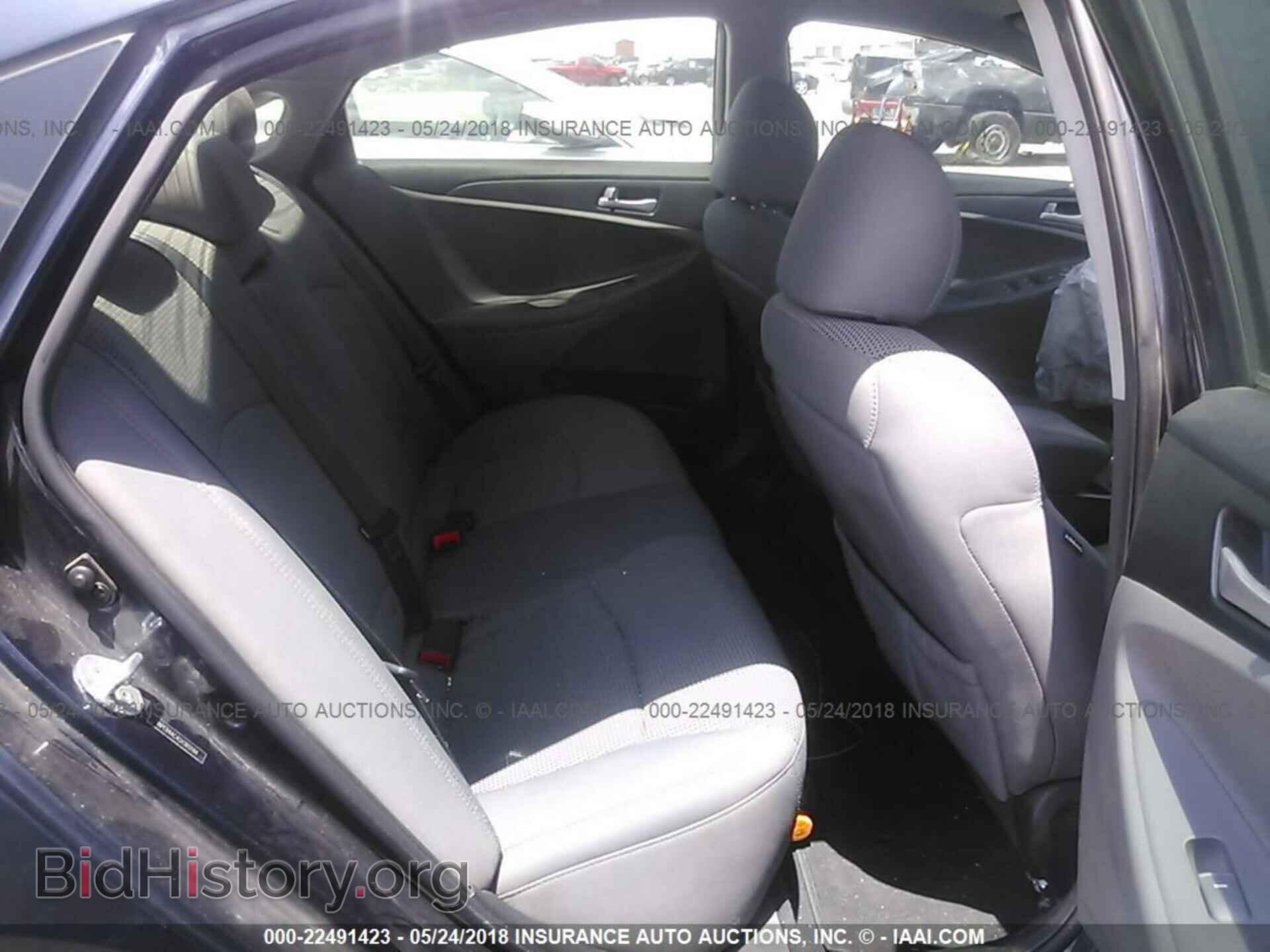 2012 Hyundai Sonata - VIN: 5NPEB4AC4CH365594 - Photo 8