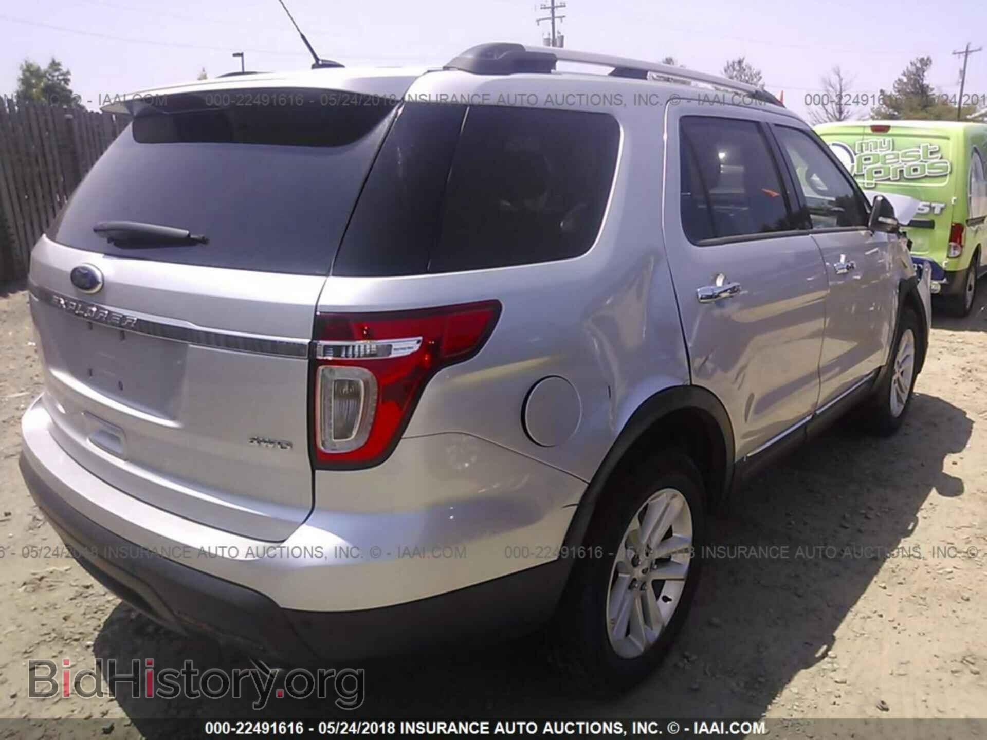 2013 Ford Explorer - VIN: 1FM5K8D80DGC50183 - Photo 4