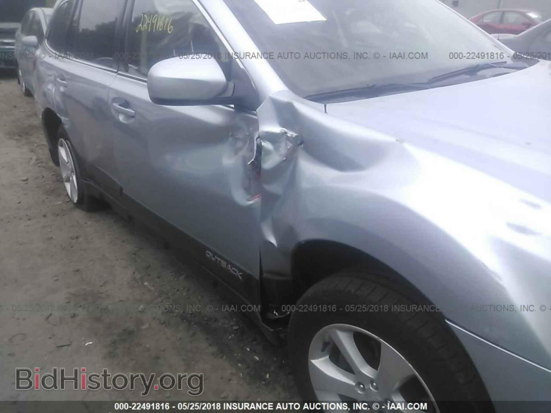 2013 Subaru Outback - VIN: 4S4BRCCC3D3232906 - Photo 6