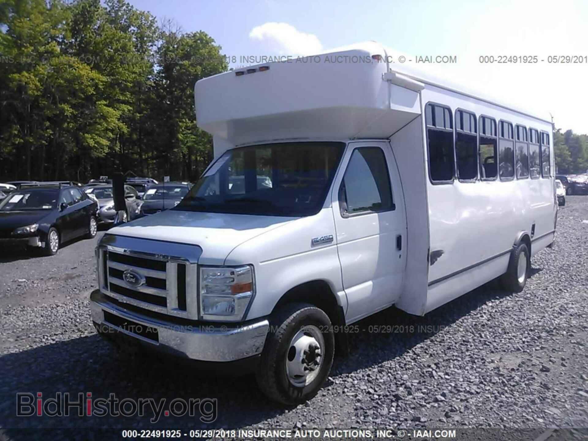 2014 Ford Econoline - VIN: 1FDFE4FS9EDB19737 - Фото 2