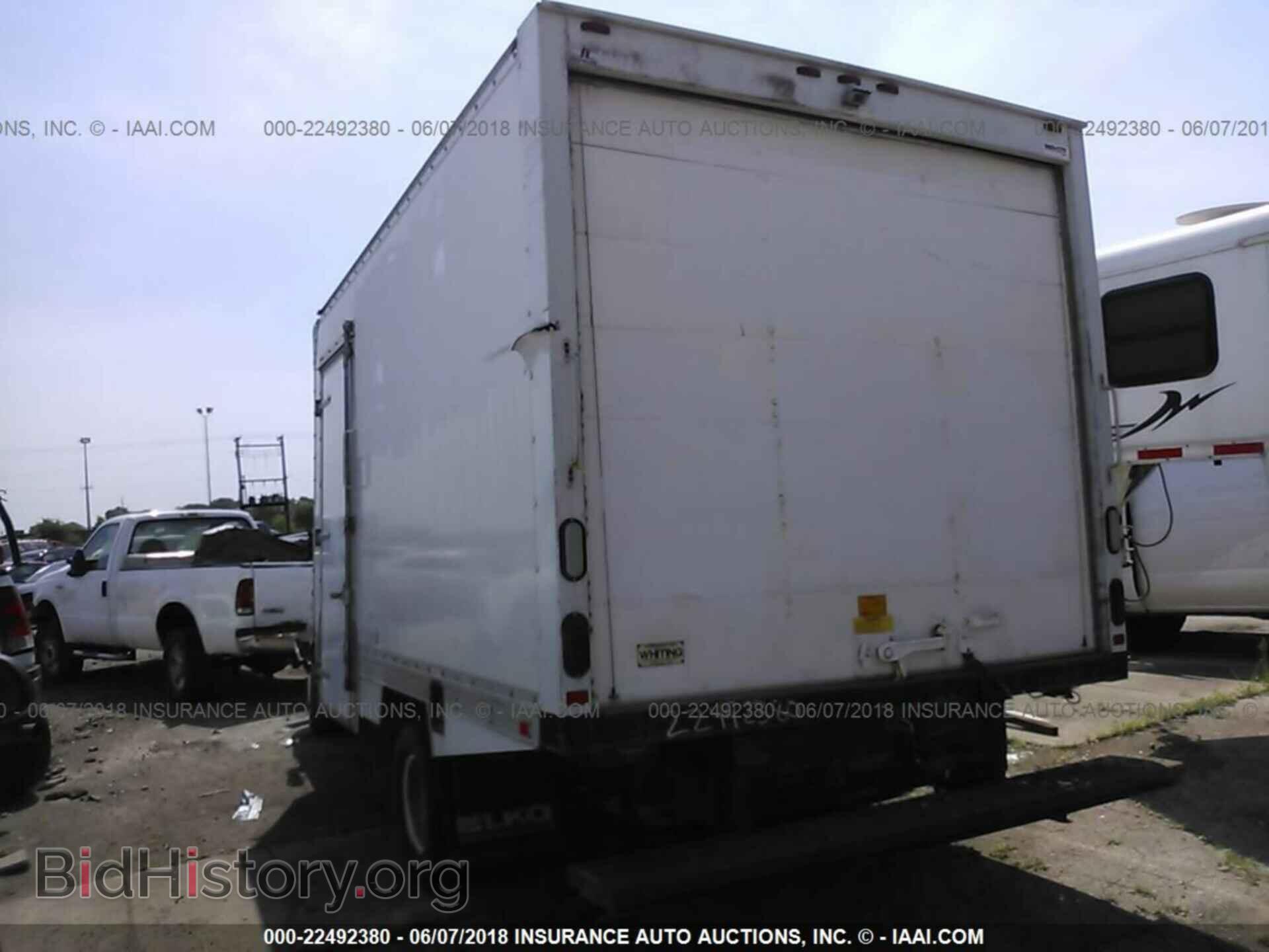 2016 Ford Econoline - VIN: 1FDWE3FL1GDC24018 - Photo 3