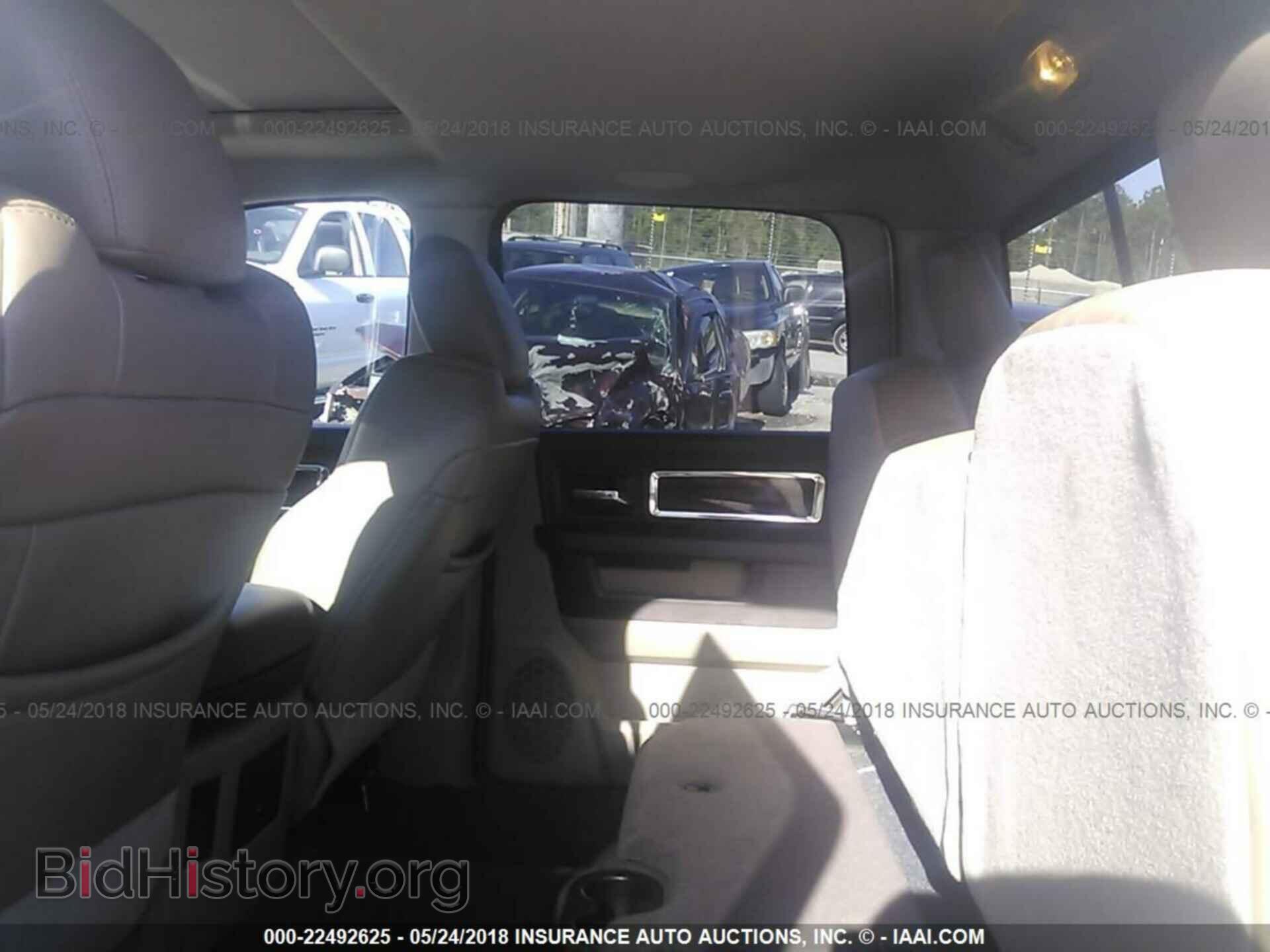 2012 Dodge Ram 1500 - VIN: 1C6RD7NT4CS186648 - Фото 8