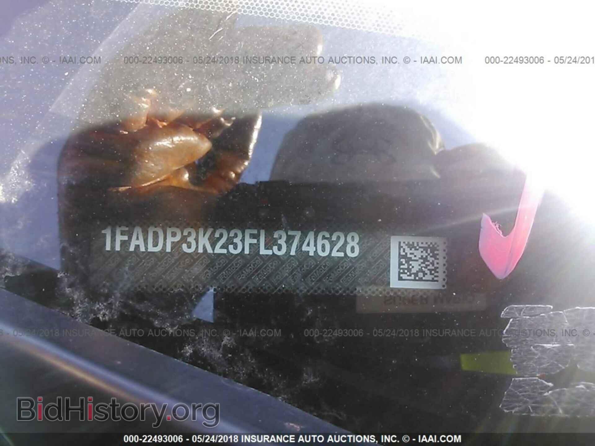 2015 Ford Focus - VIN: 1FADP3K23FL374628 - Photo 9