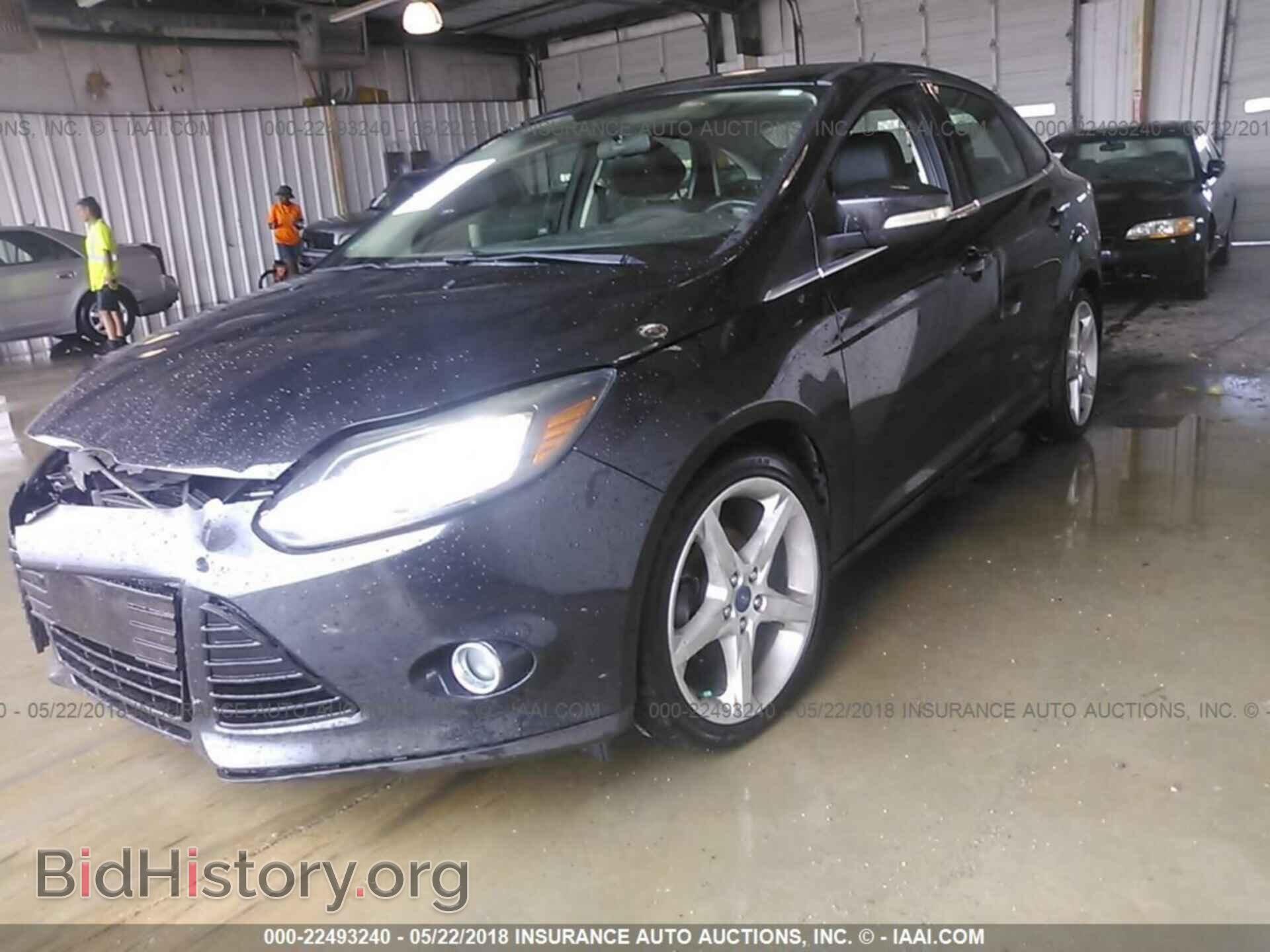 2013 Ford Focus - VIN: 1FADP3J23DL274835 - Photo 2