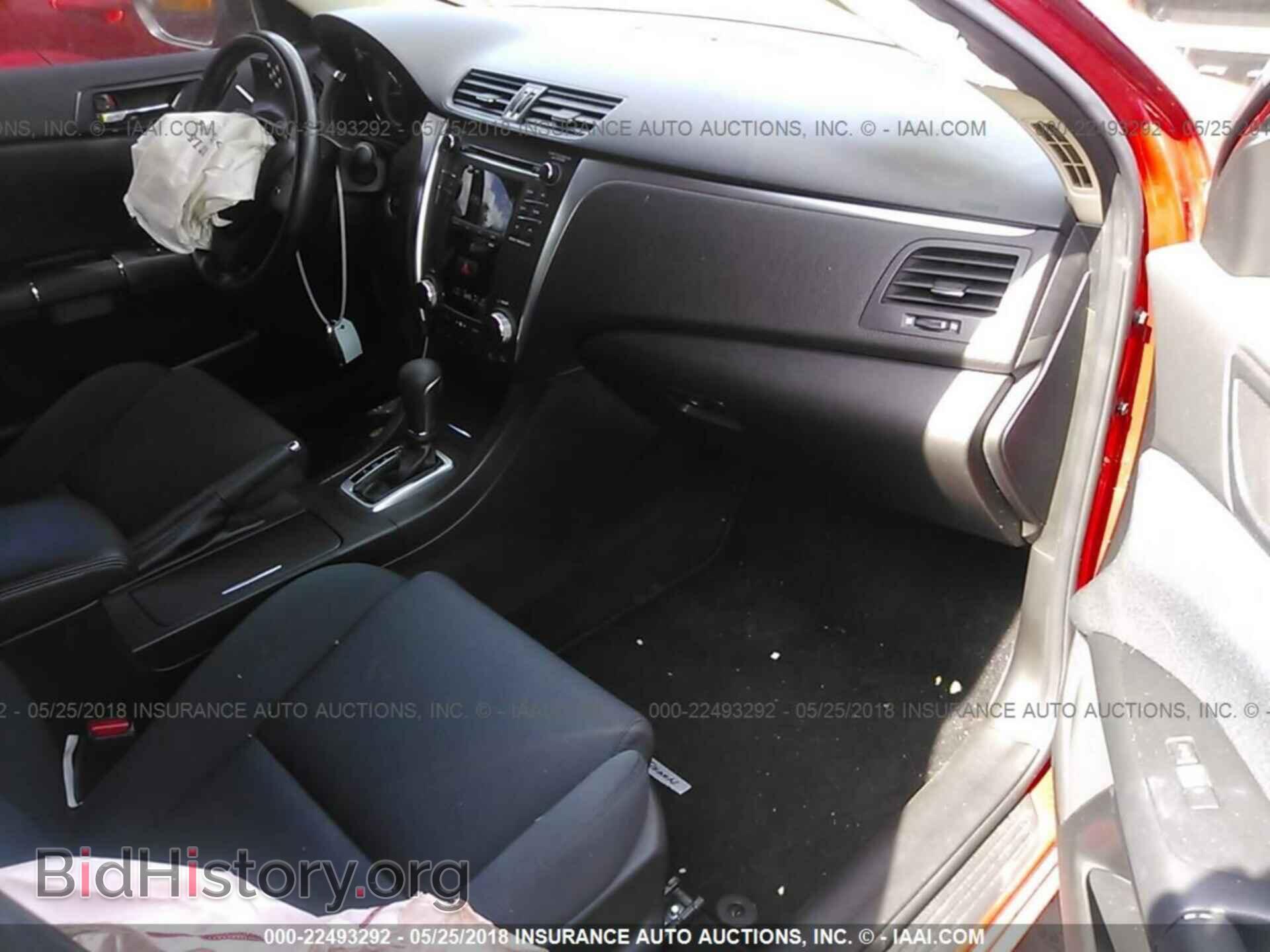 2013 Suzuki Kizashi - VIN: JS2RE9A33D6100155 - Photo 5