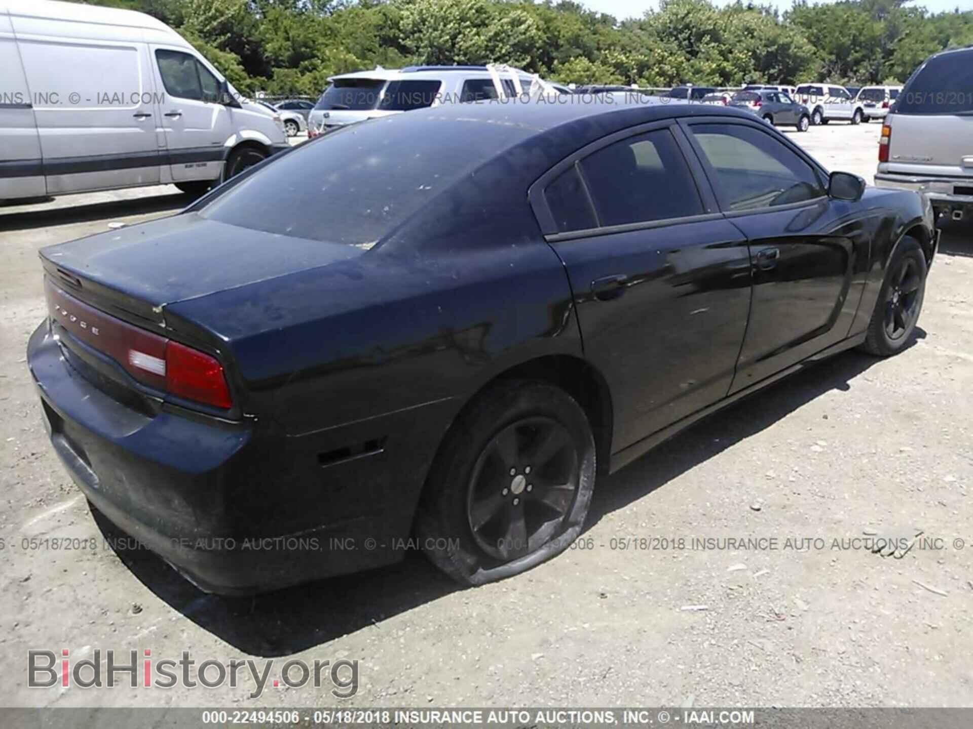 2011 Dodge Charger - VIN: 2B3CL3CG4BH511550 - Фото 4