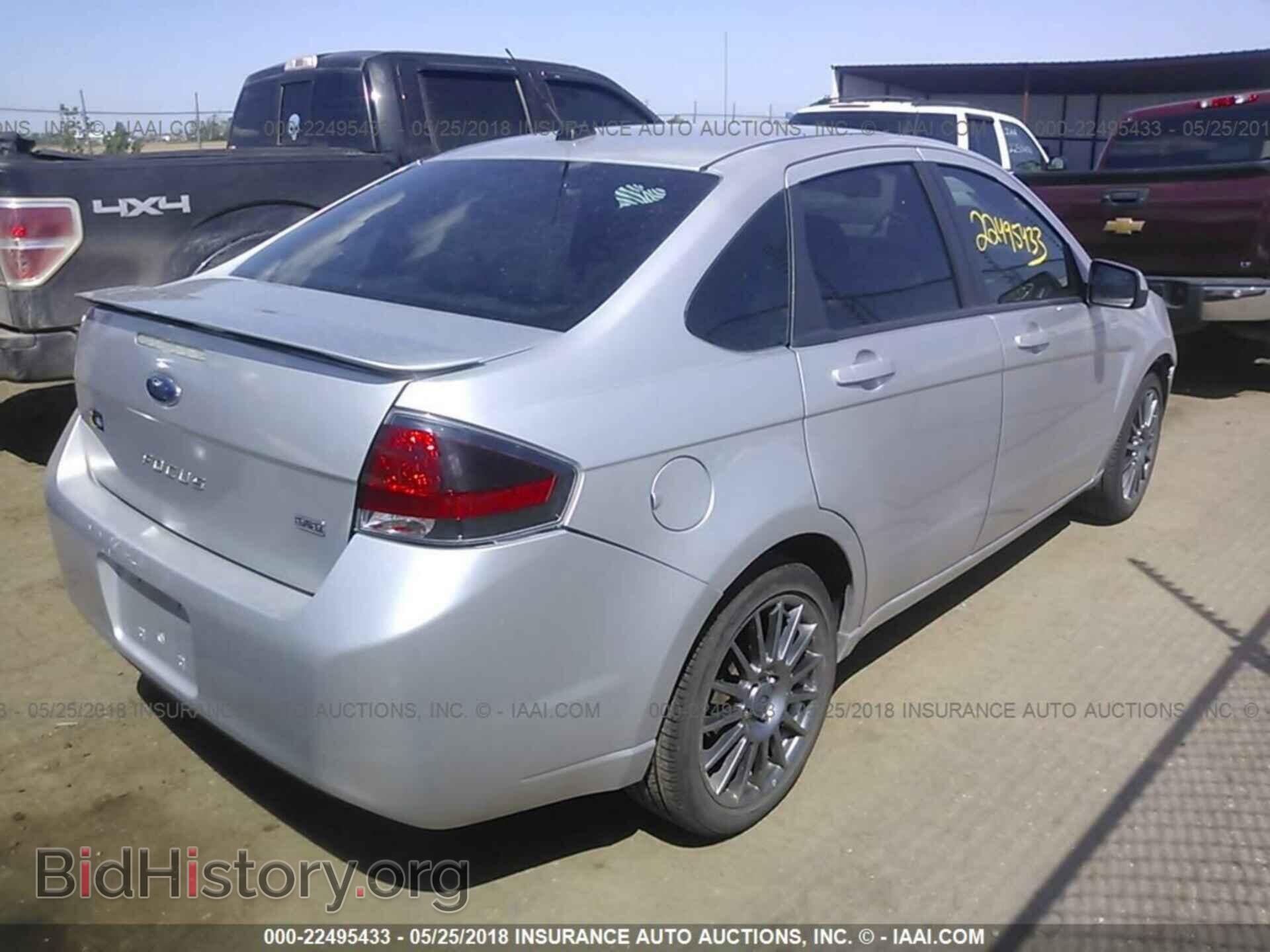 2011 Ford Focus - VIN: 1FAHP3GN4BW184608 - Фото 4