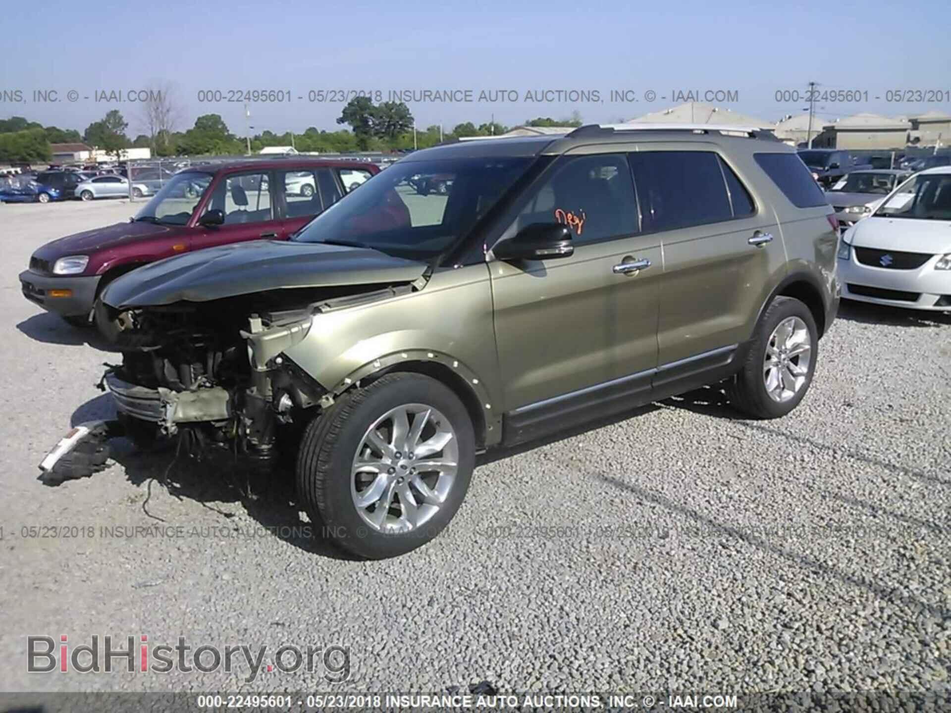 2012 Ford Explorer - VIN: 1FMHK7D82CGA57314 - Photo 2