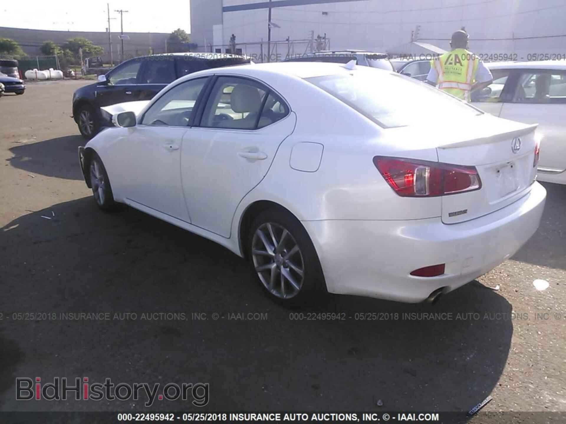2011 Lexus Is - VIN: JTHCF5C25B5047888 - Photo 3