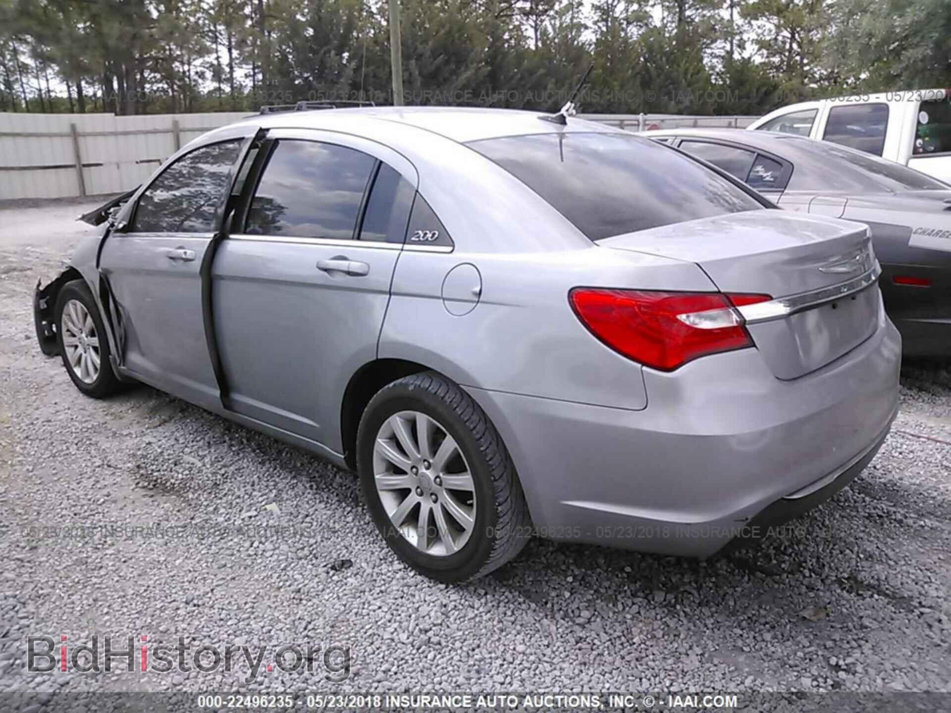 2013 Chrysler 200 - VIN: 1C3CCBBB0DN631682 - Photo 3