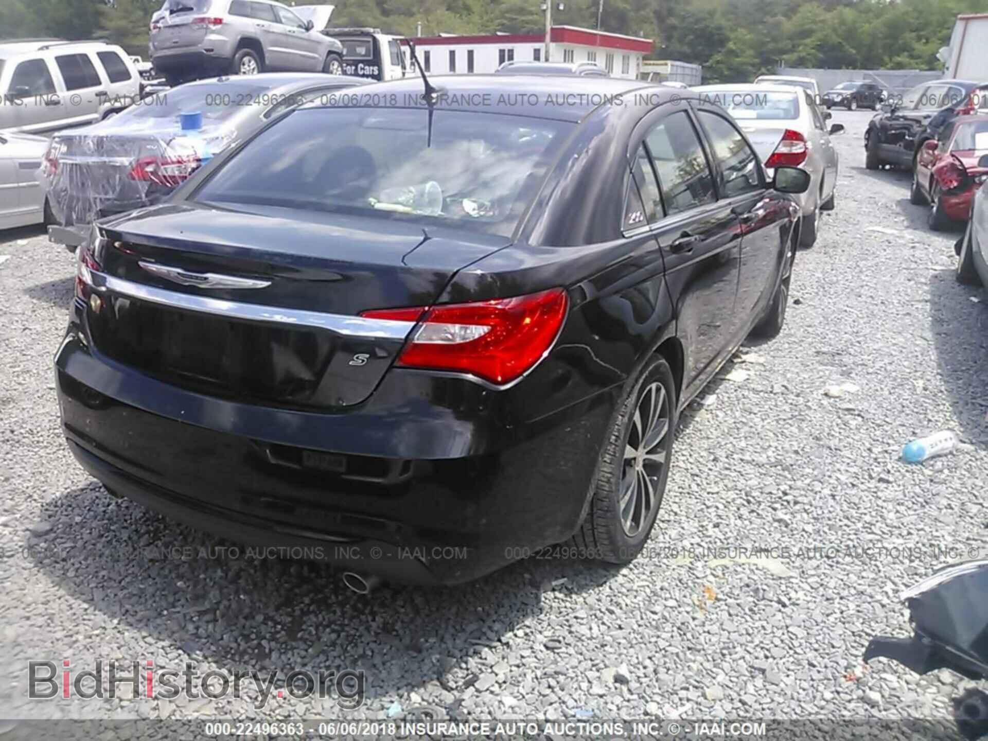 2013 Chrysler 200 - VIN: 1C3CCBCG8DN718921 - Photo 4