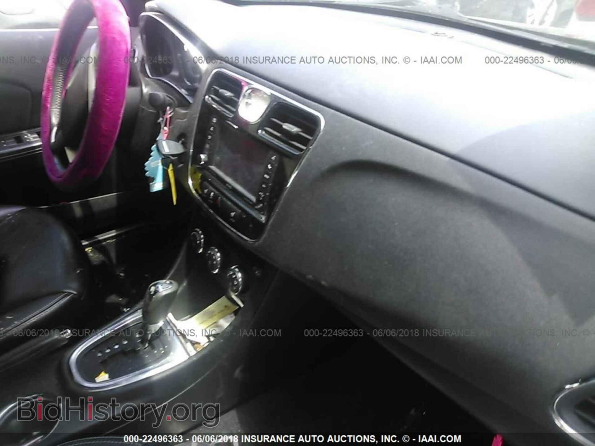 2013 Chrysler 200 - VIN: 1C3CCBCG8DN718921 - Photo 5