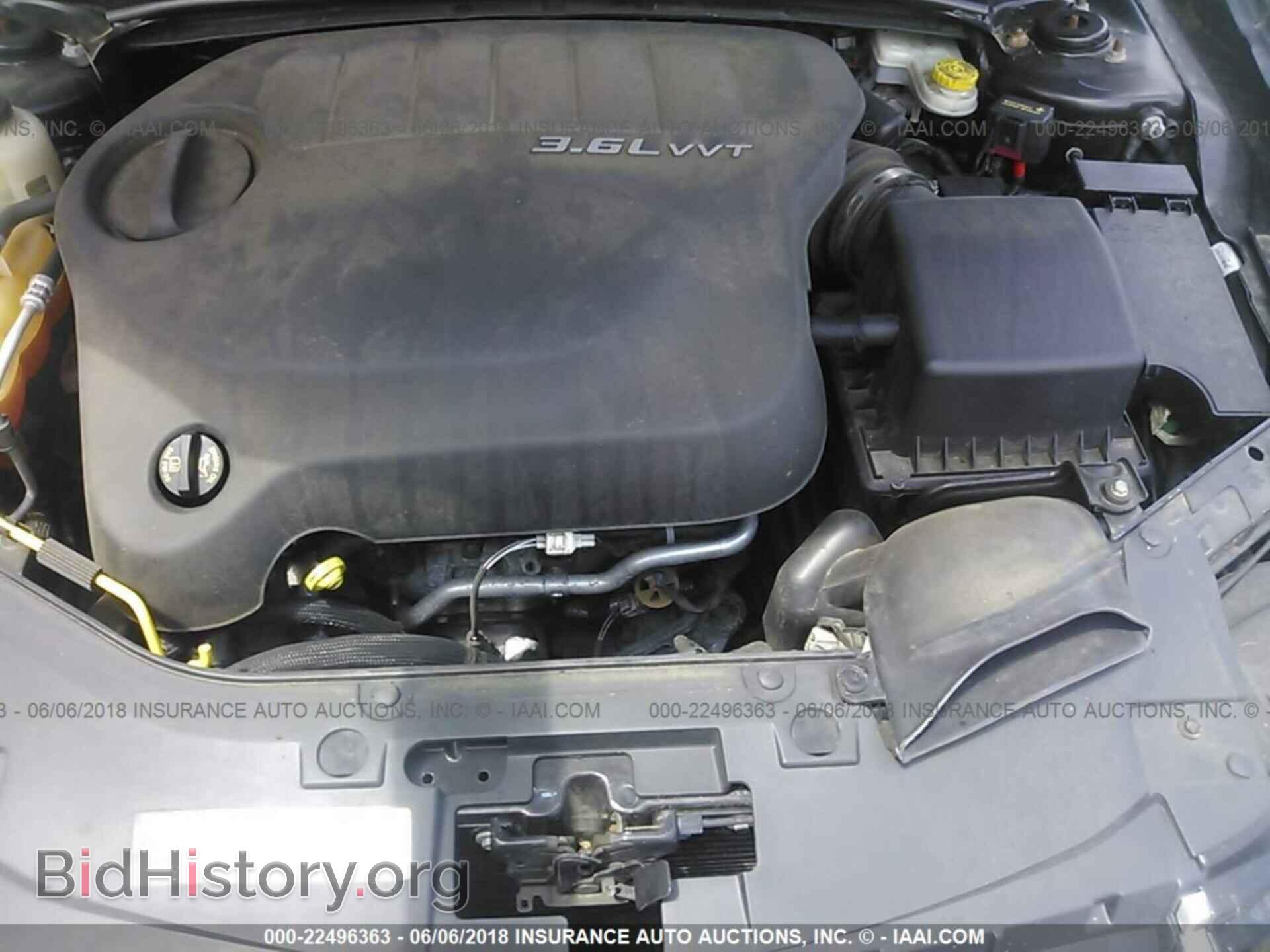2013 Chrysler 200 - VIN: 1C3CCBCG8DN718921 - Photo 10