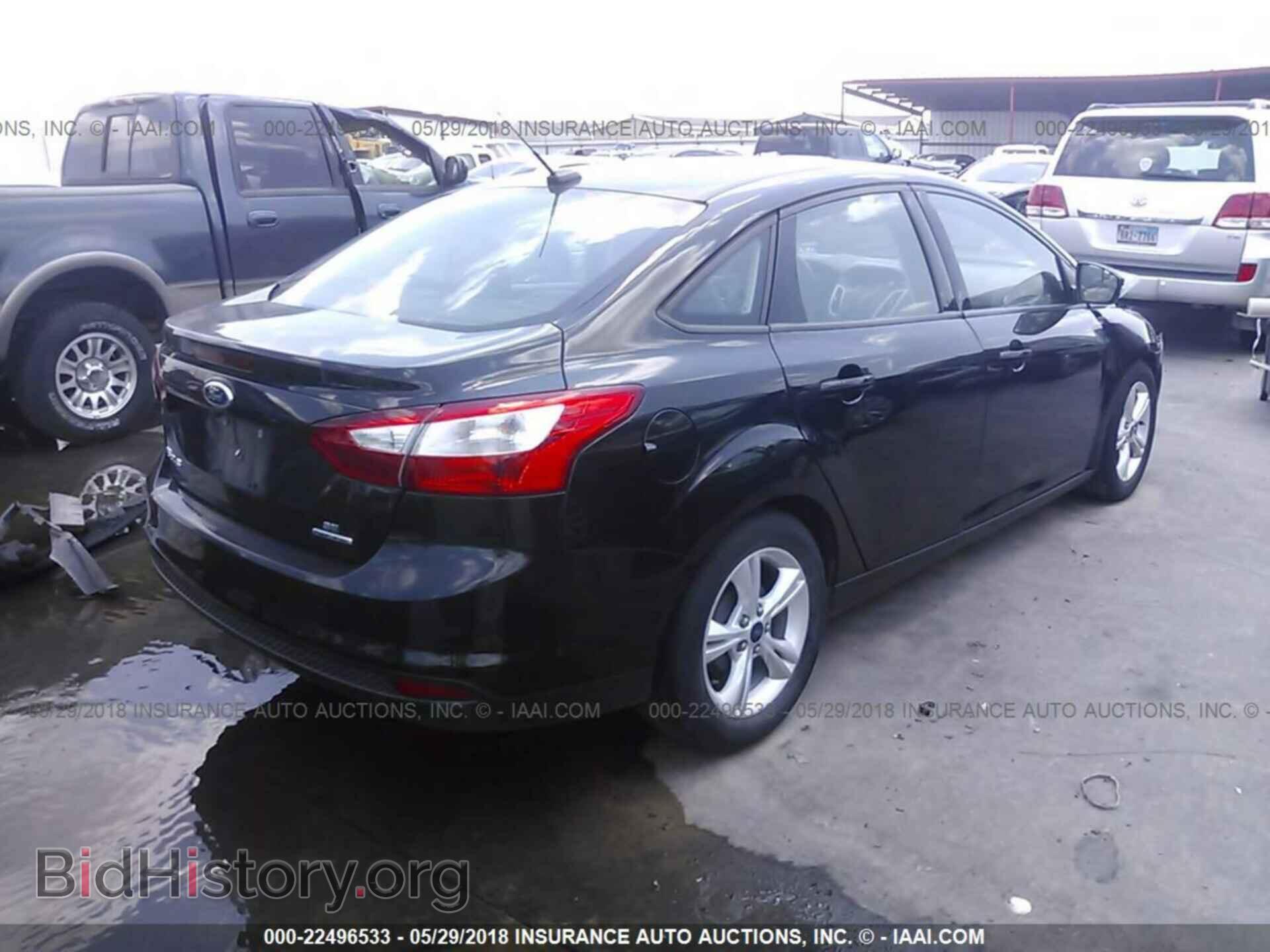 2014 Ford Focus - VIN: 1FADP3F28EL430507 - Photo 4