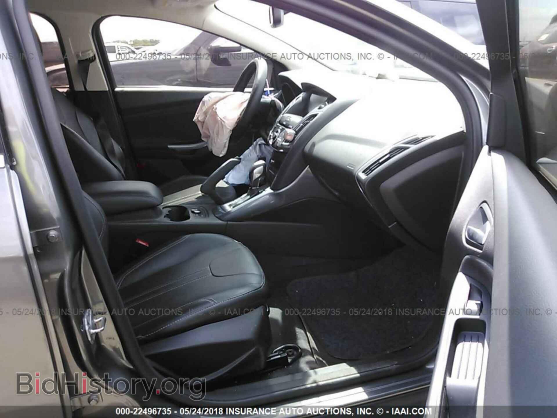 2014 Ford Focus - VIN: 1FADP3J2XEL115330 - Photo 5