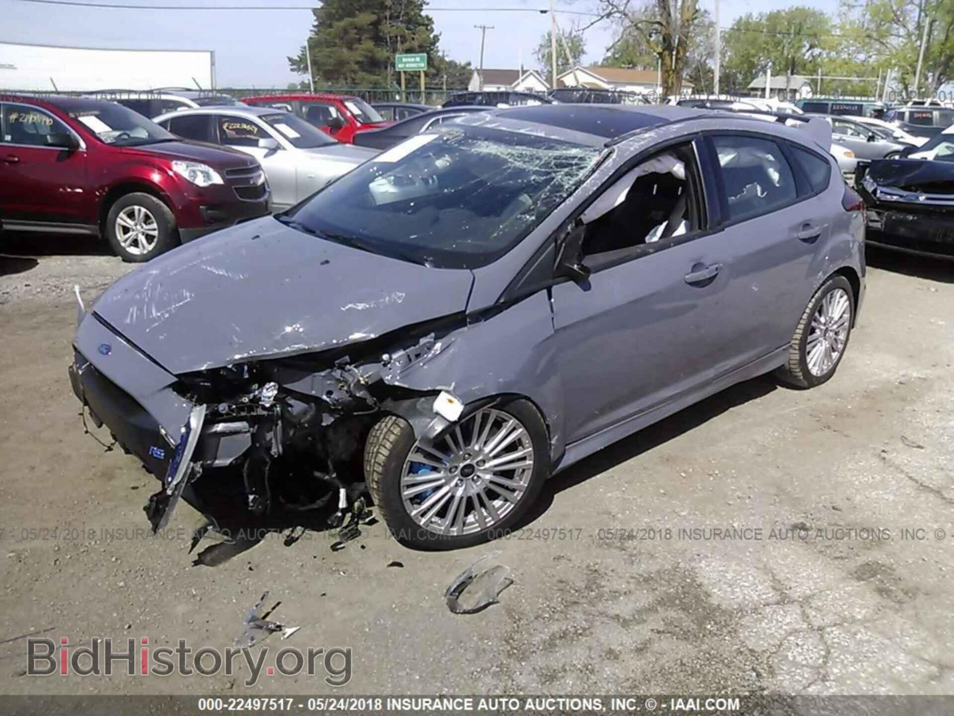 2017 Ford Focus - VIN: WF0DP3TH0H4120074 - Photo 2