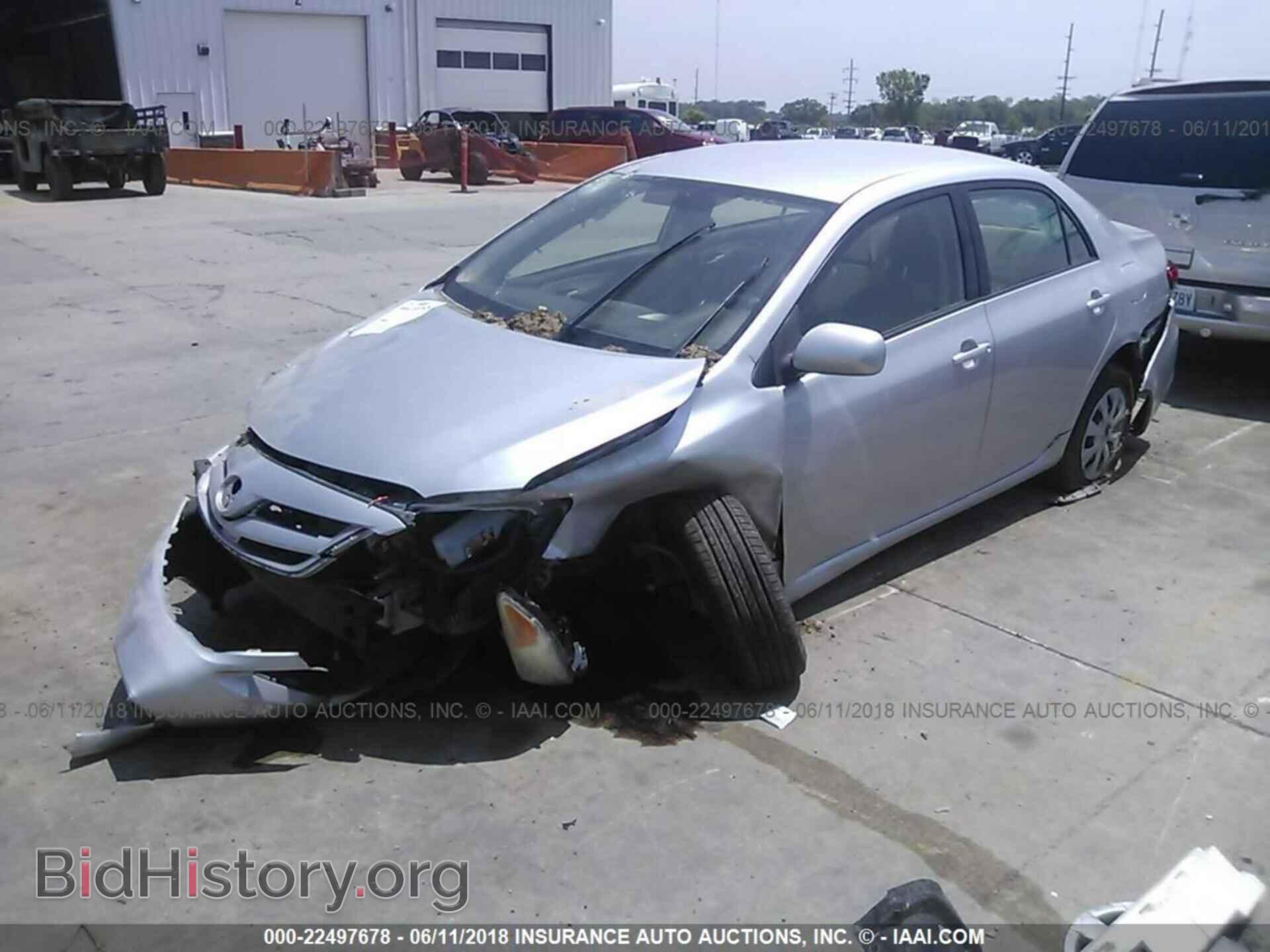 2011 Toyota Corolla - VIN: JTDBU4EE6B9131618 - Фото 2