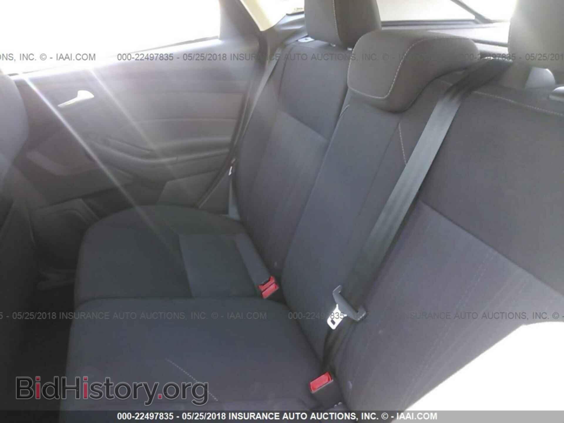 2015 Ford Focus - VIN: 1FADP3K21FL306070 - Photo 8