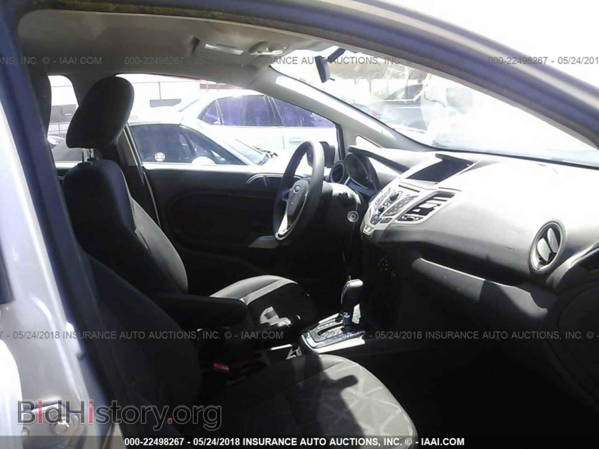 2012 Ford Fiesta - VIN: 3FADP4EJ3CM105743 - Photo 5