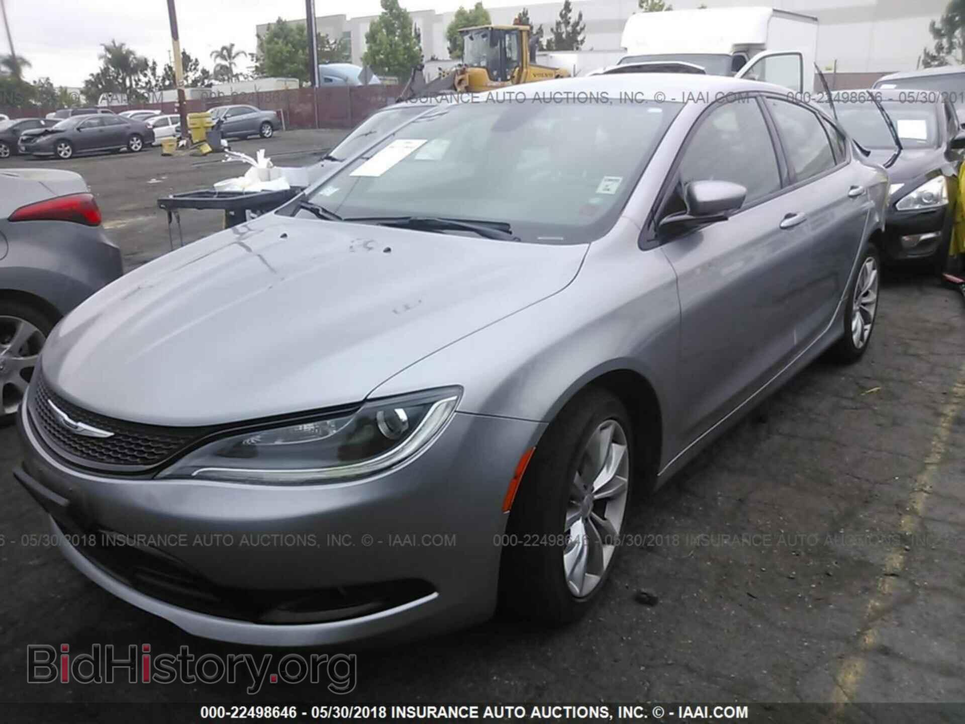 2015 Chrysler 200 - VIN: 1C3CCCBB1FN724039 - Фото 2