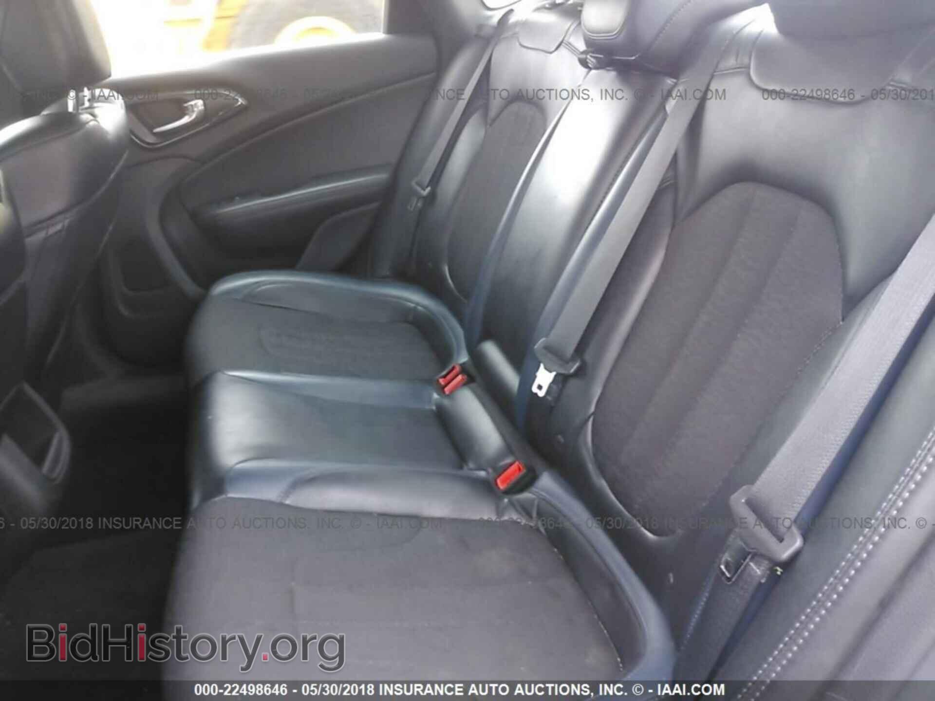 2015 Chrysler 200 - VIN: 1C3CCCBB1FN724039 - Фото 8