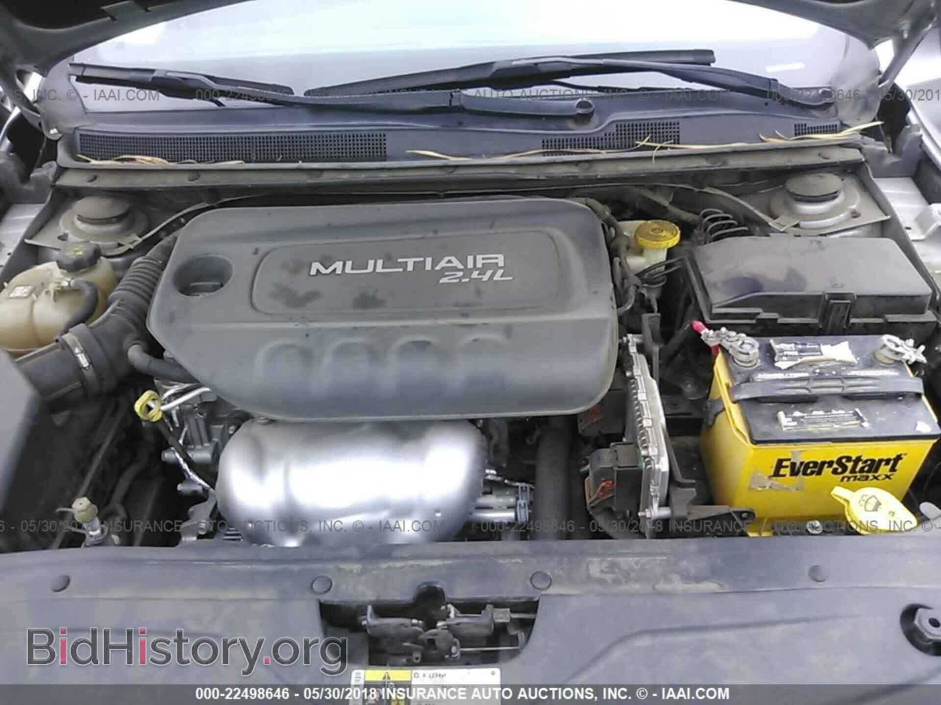 2015 Chrysler 200 - VIN: 1C3CCCBB1FN724039 - Фото 10