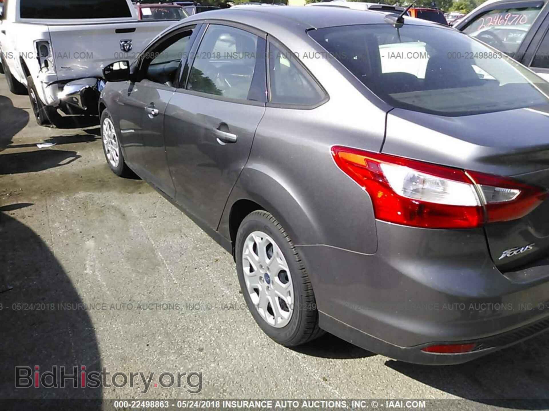 2012 Ford Focus - VIN: 1FAHP3F22CL249613 - Photo 3