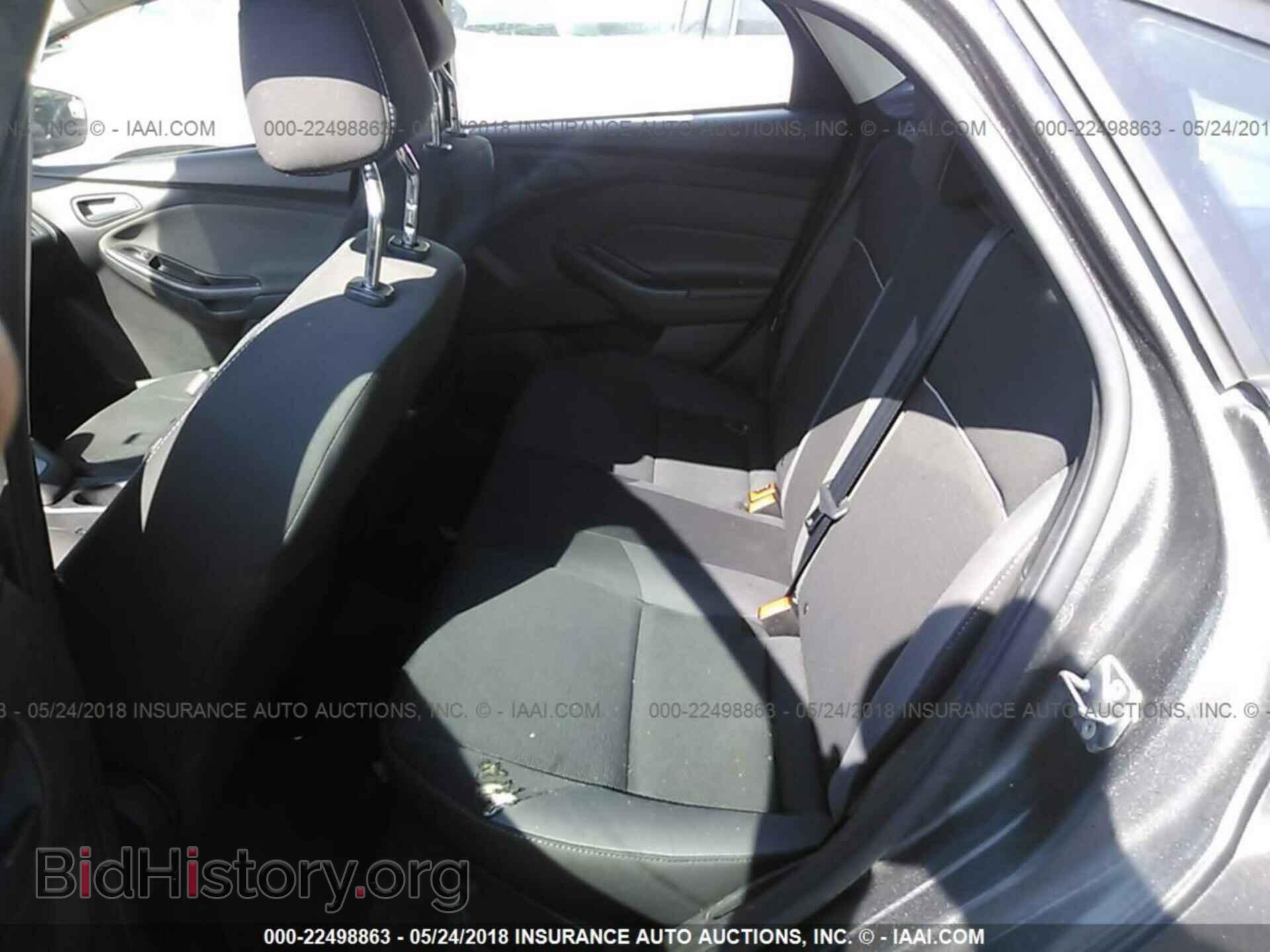 2012 Ford Focus - VIN: 1FAHP3F22CL249613 - Photo 8