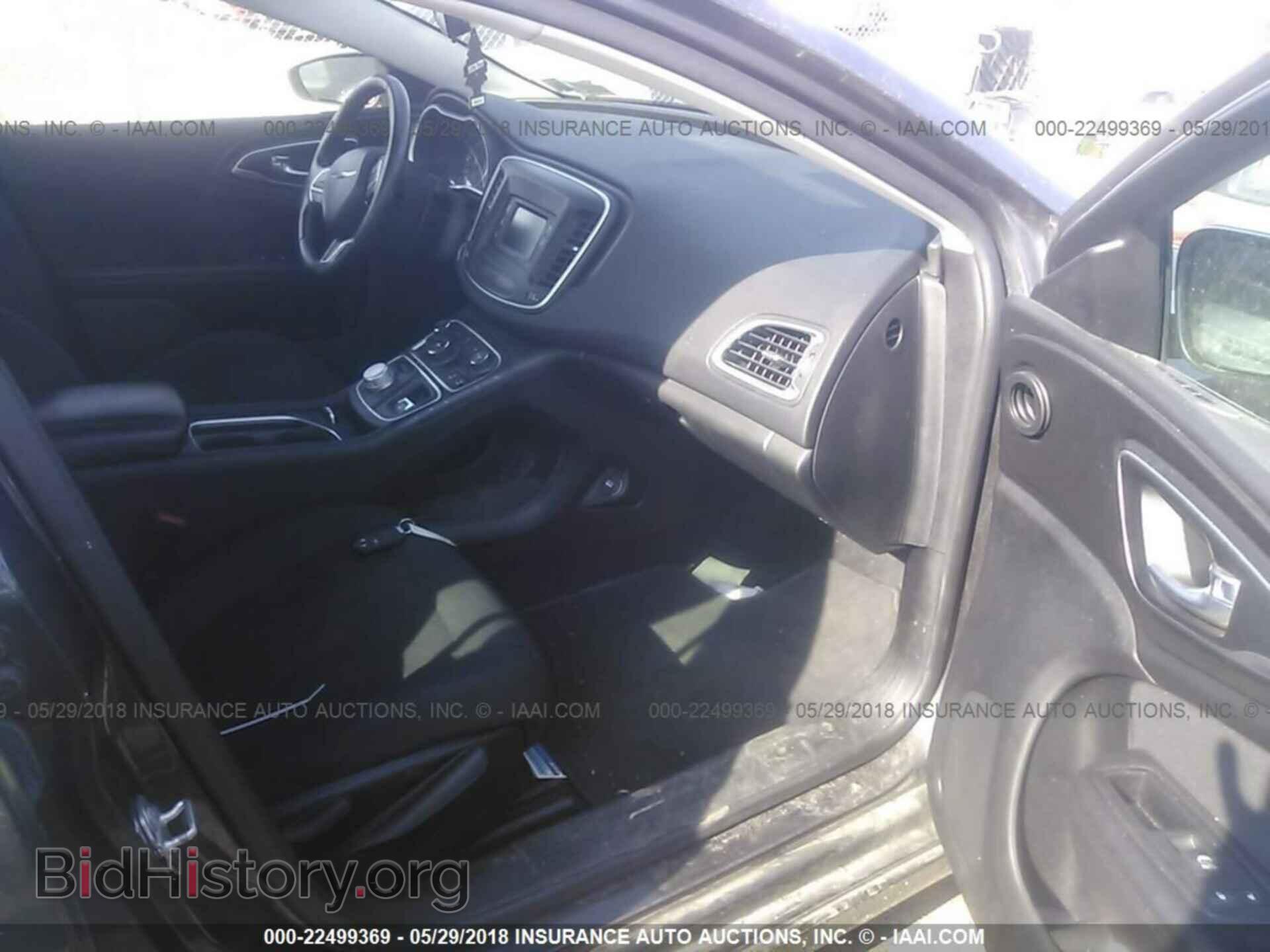 2015 Chrysler 200 - VIN: 1C3CCCAB4FN595750 - Photo 5