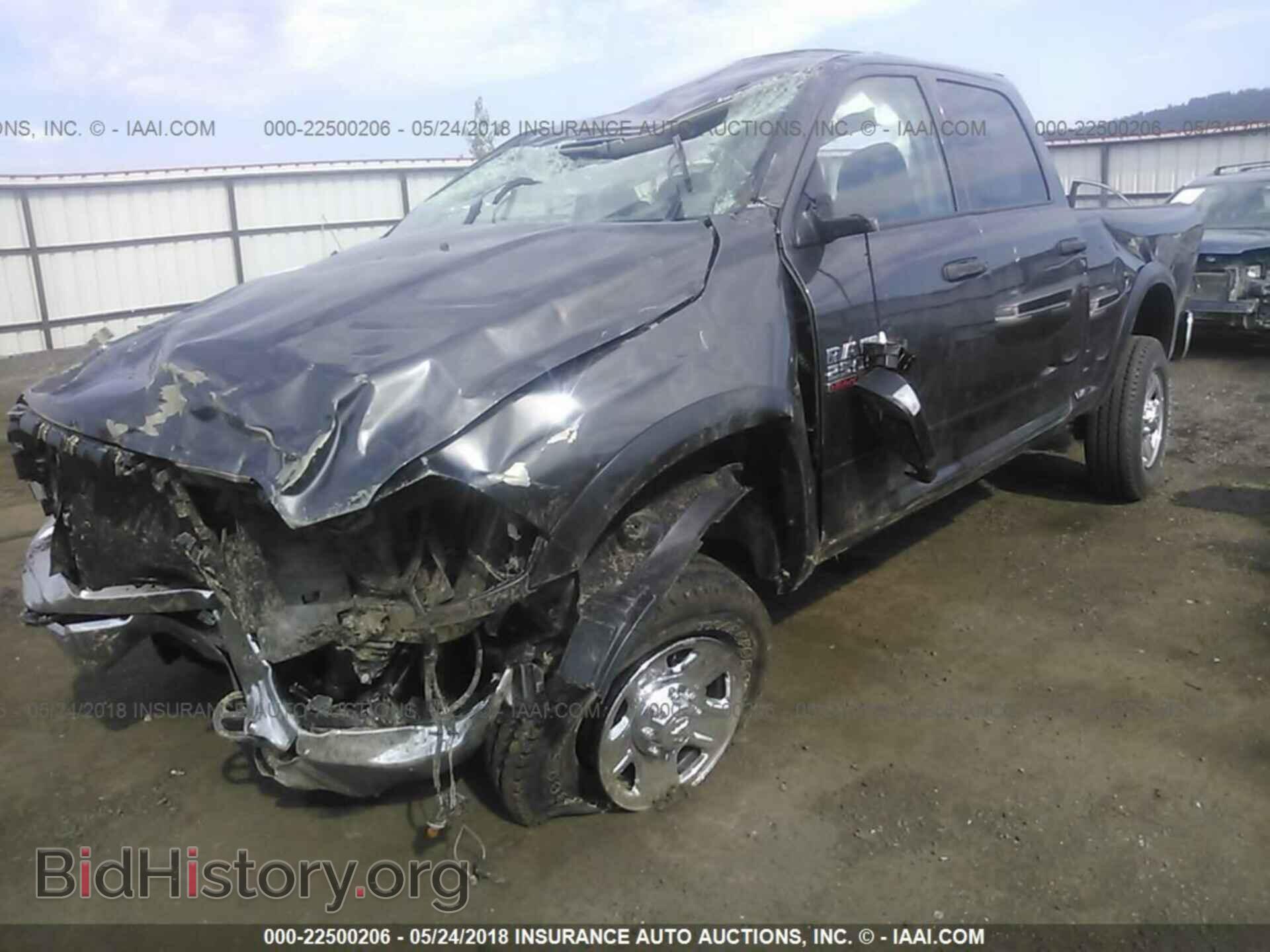 2018 RAM 2500 - VIN: 3C6UR5CL3JG127484 - Фото 2
