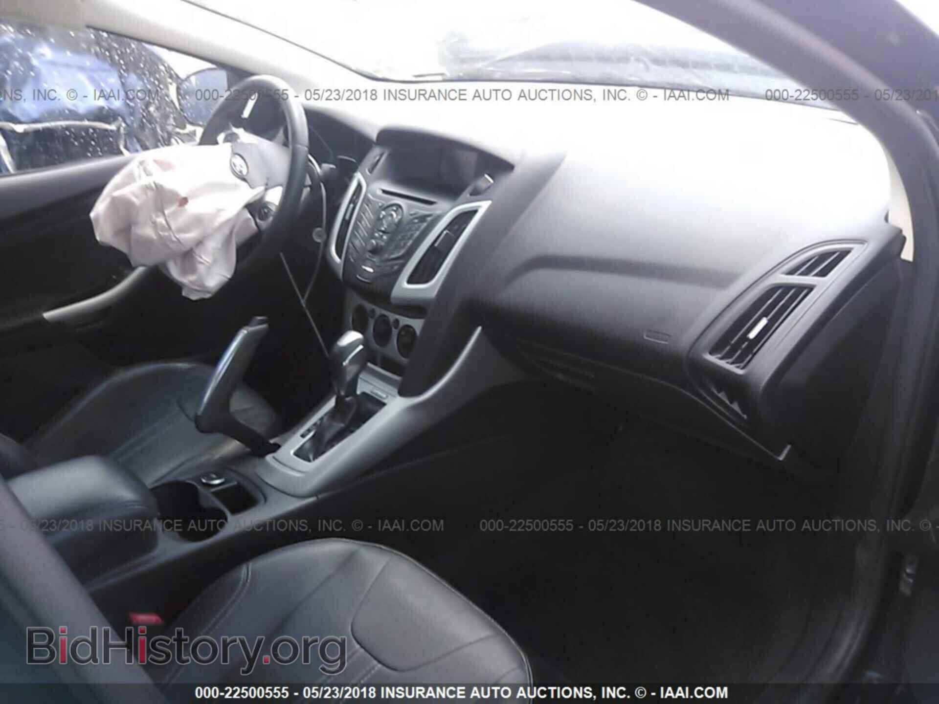 2013 Ford Focus - VIN: 1FADP3F2XDL292001 - Photo 5