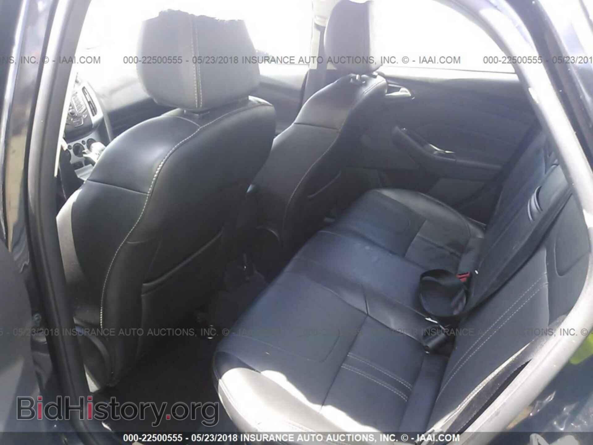 2013 Ford Focus - VIN: 1FADP3F2XDL292001 - Photo 8