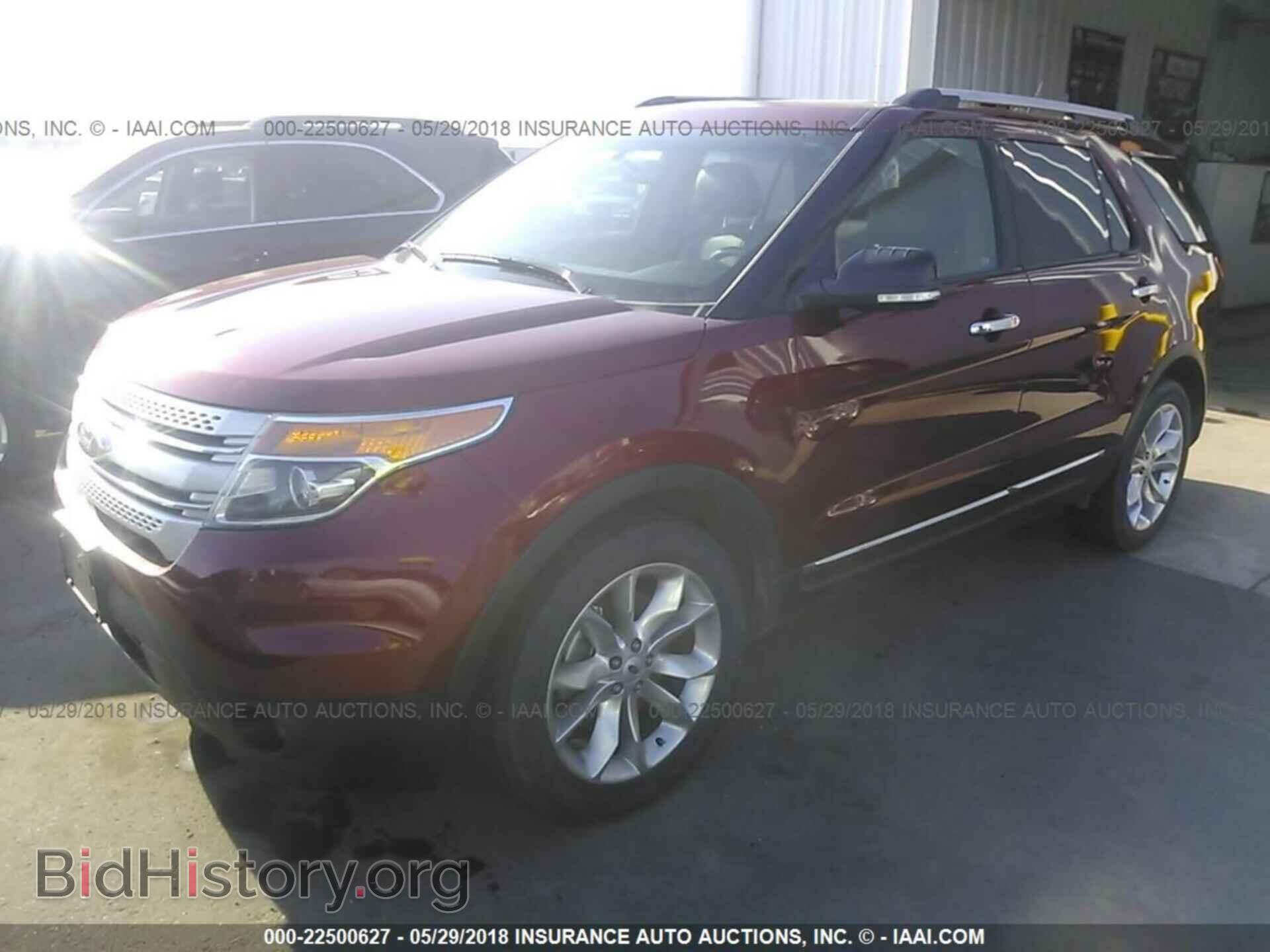 2014 Ford Explorer - VIN: 1FM5K8D8XEGB16461 - Фото 2