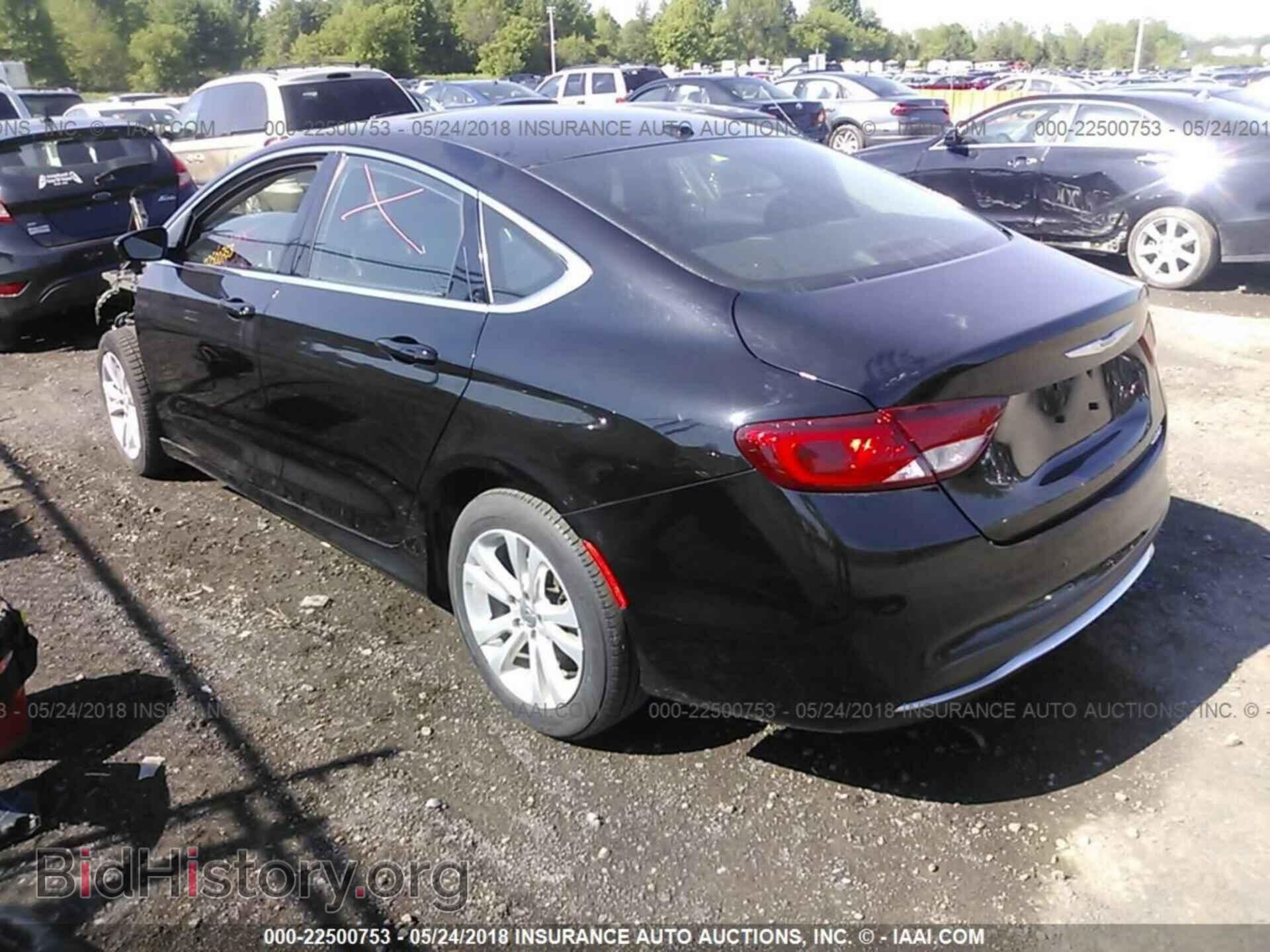 2015 Chrysler 200 - VIN: 1C3CCCAB1FN722339 - Photo 3