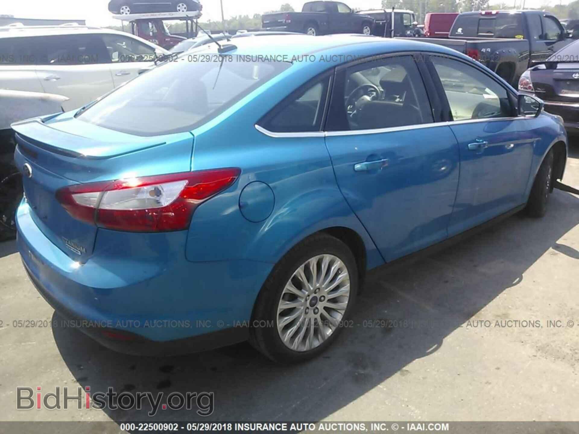2012 Ford Focus - VIN: 1FAHP3J2XCL434113 - Photo 4