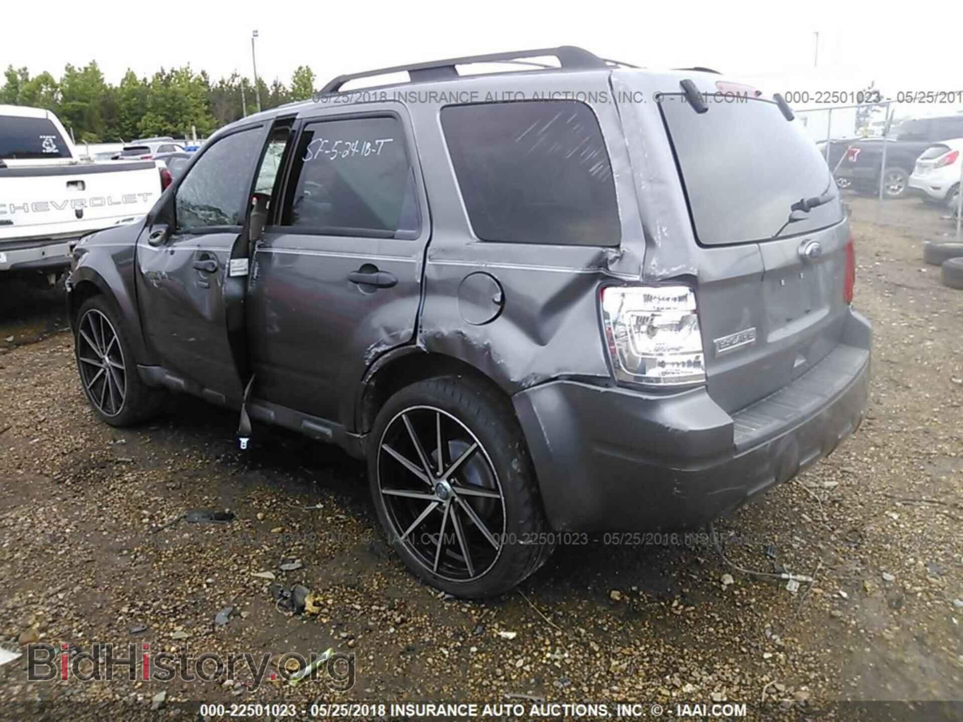 2011 Ford Escape - VIN: 1FMCU0D7XBKB36809 - Photo 3