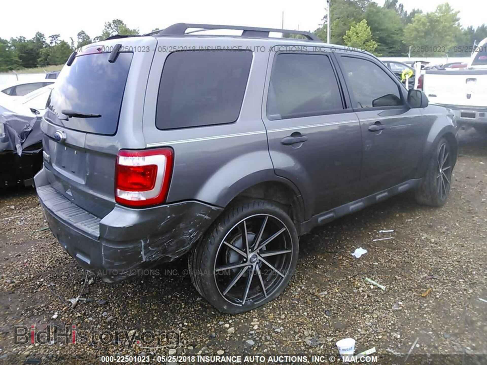 2011 Ford Escape - VIN: 1FMCU0D7XBKB36809 - Photo 4