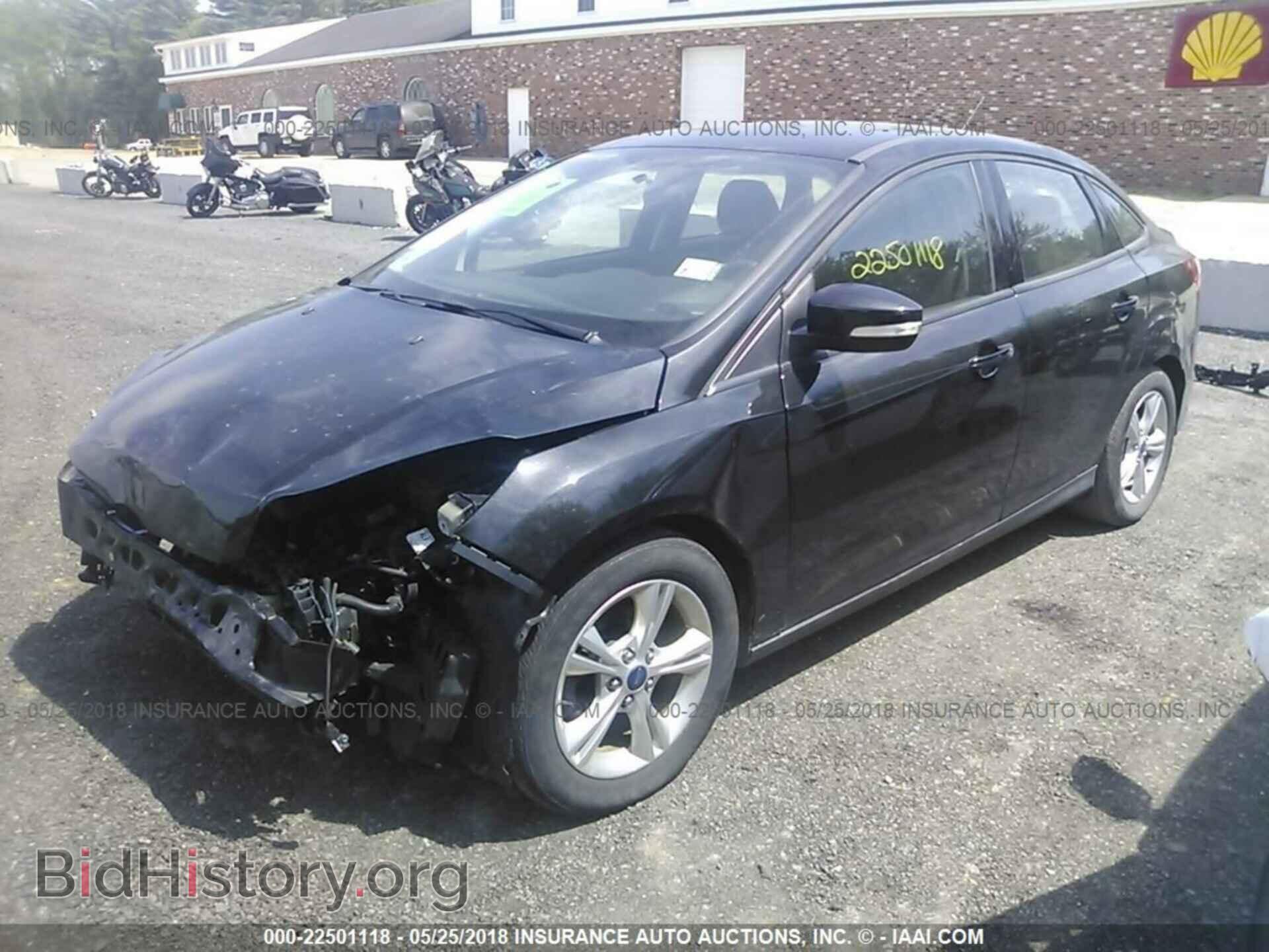 2013 Ford Focus - VIN: 1FADP3F27DL367768 - Photo 2